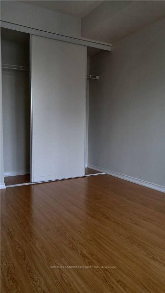 889 Bay Street 601 Property Photo 9