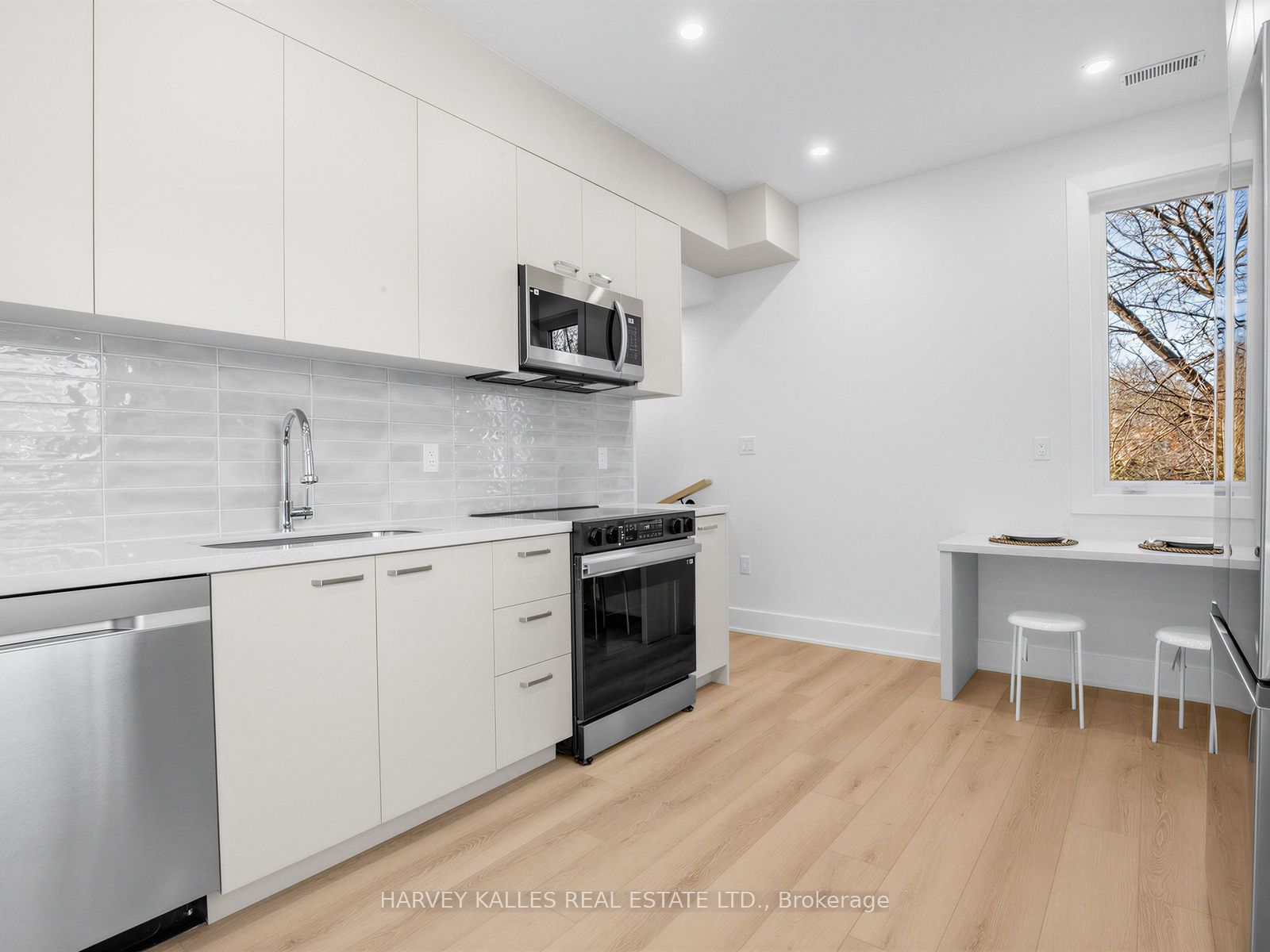 45 Bellevue Avenue 1a Property Photo 12