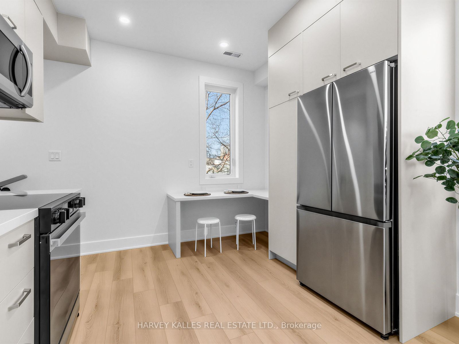 45 Bellevue Avenue 1a Property Photo 15