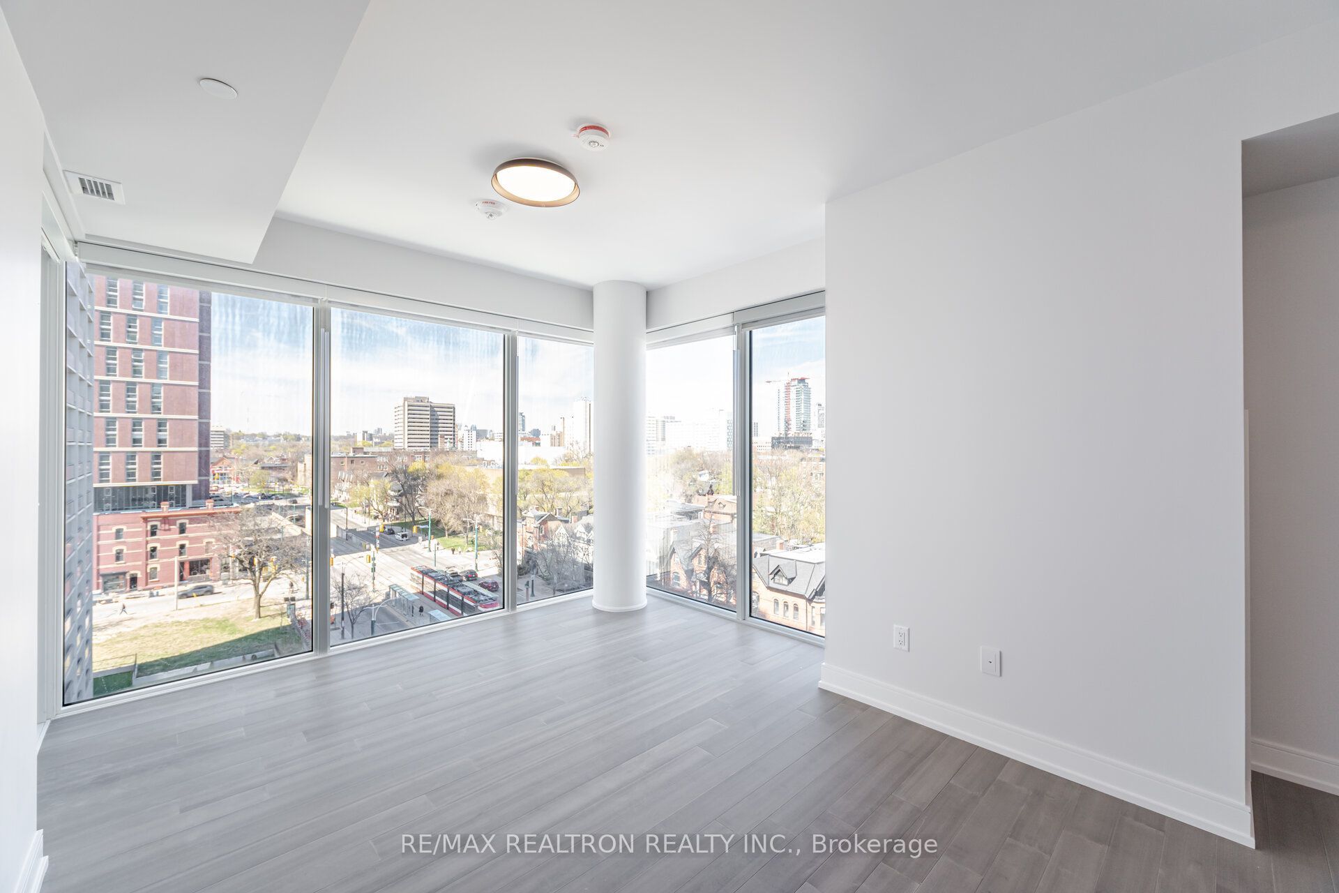 664 Spadina Avenue 606 Property Photo 3