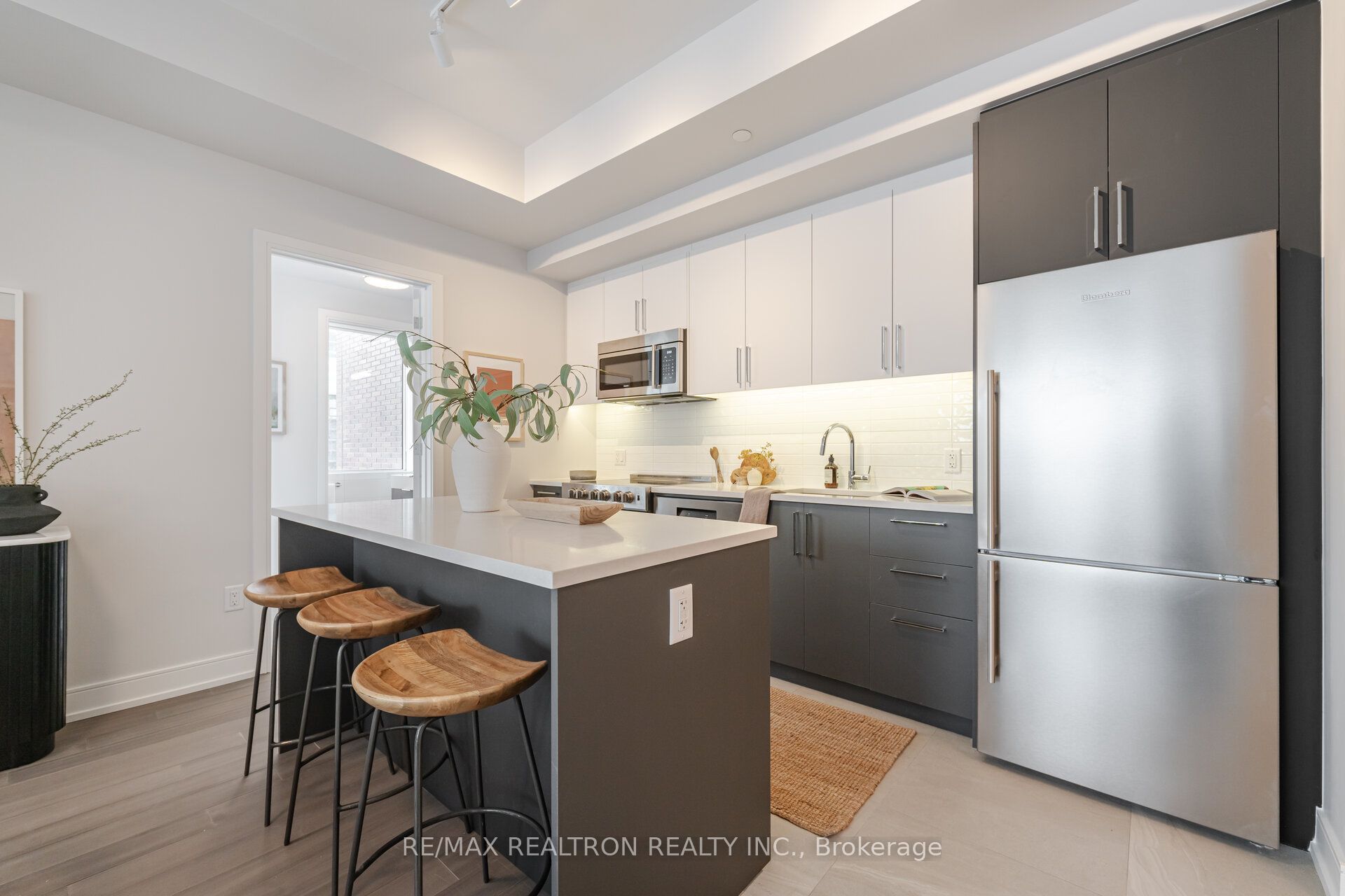 664 Spadina Avenue 606 Property Photo 6