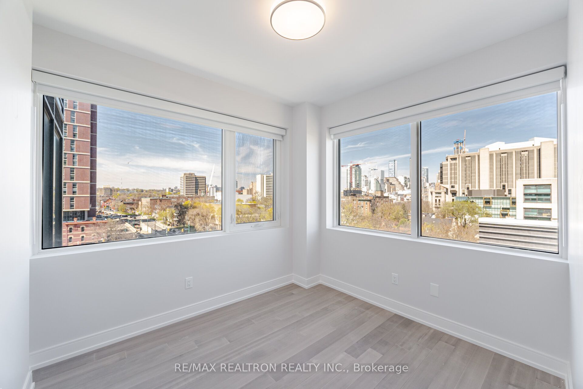 664 Spadina Avenue 606 Property Photo 9