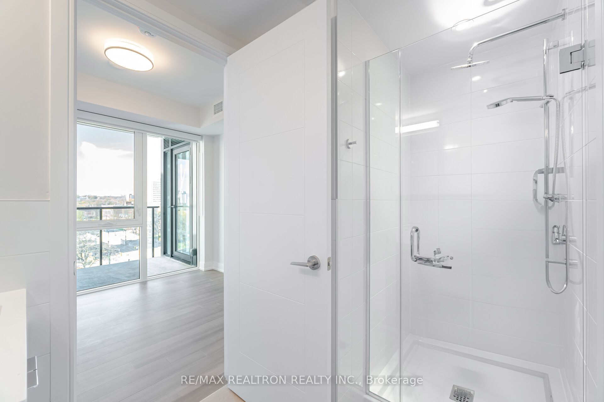 664 Spadina Avenue 606 Property Photo 16