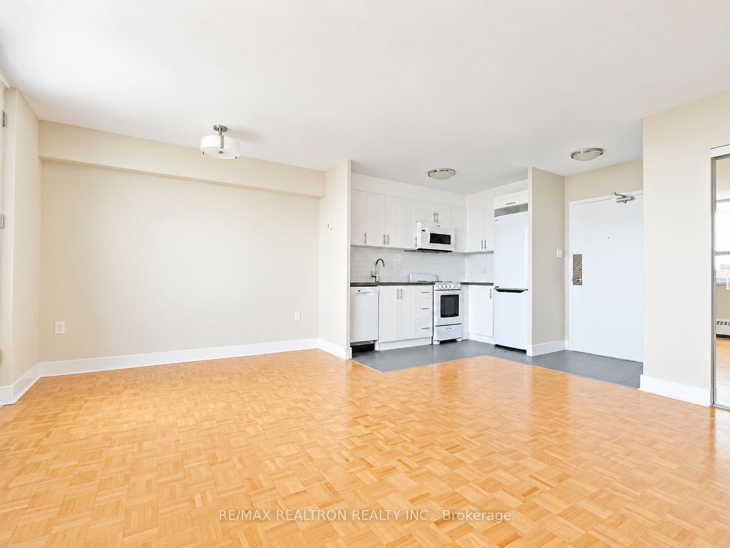 1500 Bathurst Street 1004 Property Photo 1