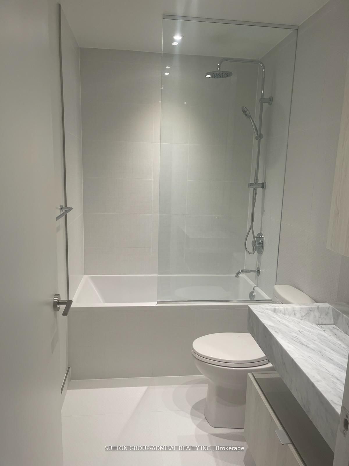 11 Yorkville Avenue 3505 Property Photo 13