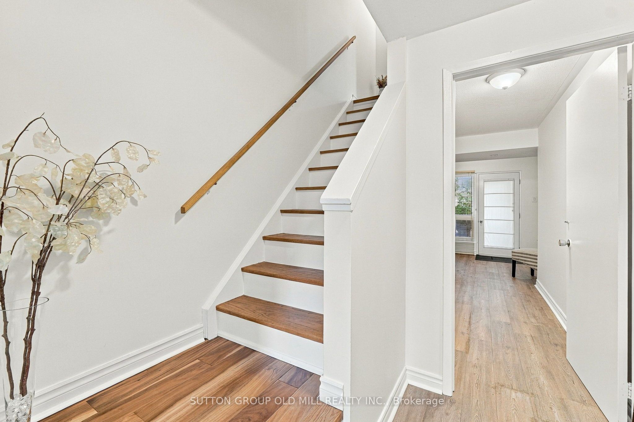 2 Virgo Starway Property Photo 6