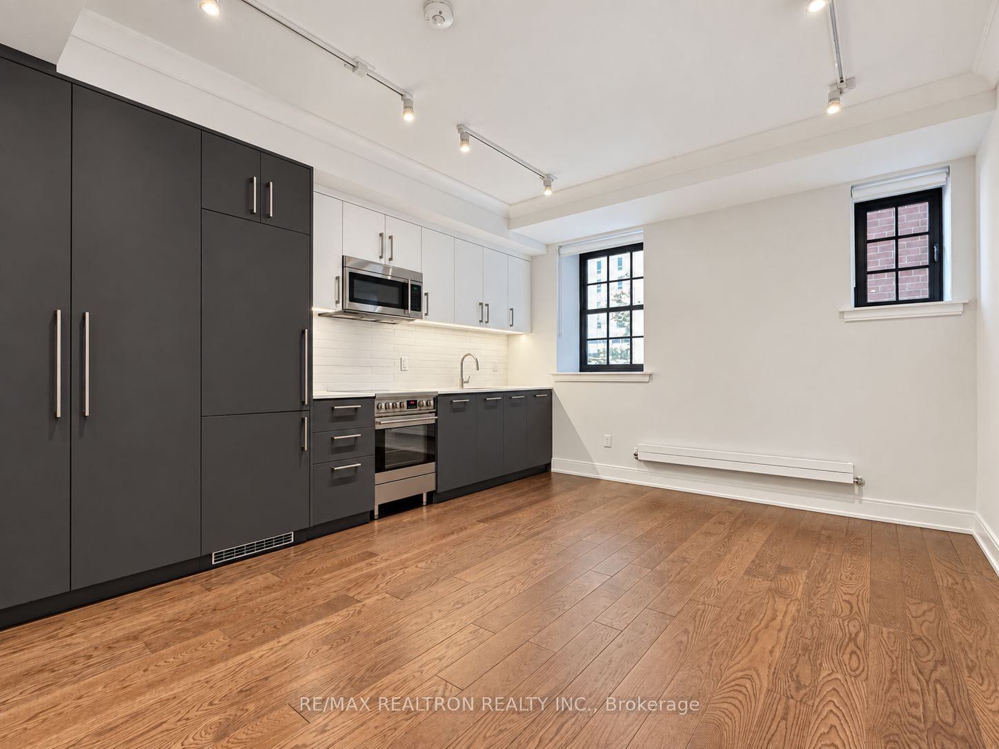 2 Clarendon Avenue 120 Property Photo 2