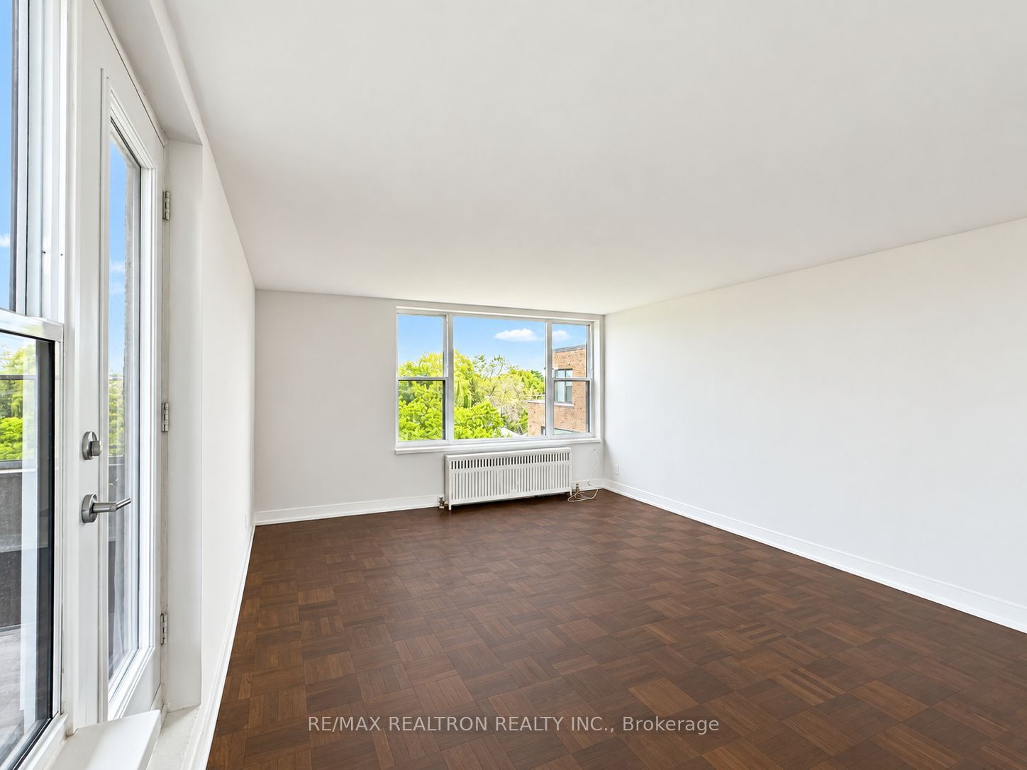 1545 Bathurst Street 510 Property Photo 4
