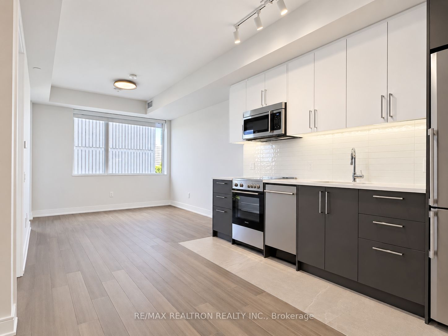 664 Spadina Avenue 505 Property Photo 1