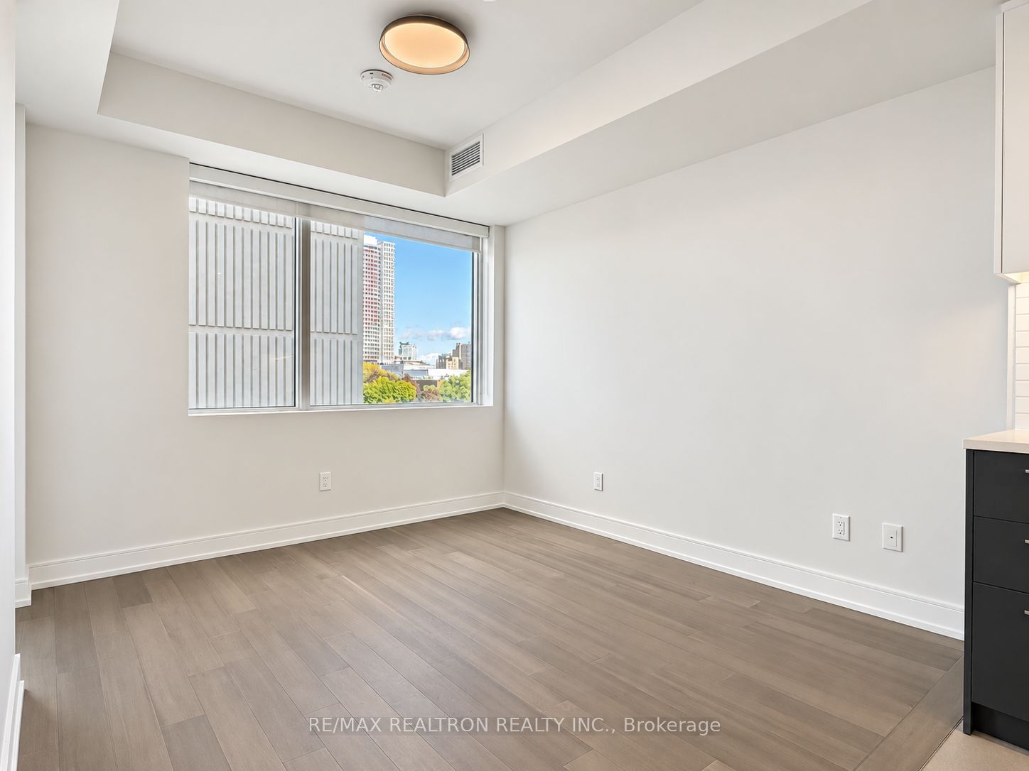 664 Spadina Avenue 505 Property Photo 2