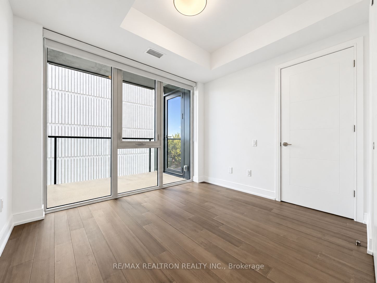 664 Spadina Avenue 505 Property Photo 8