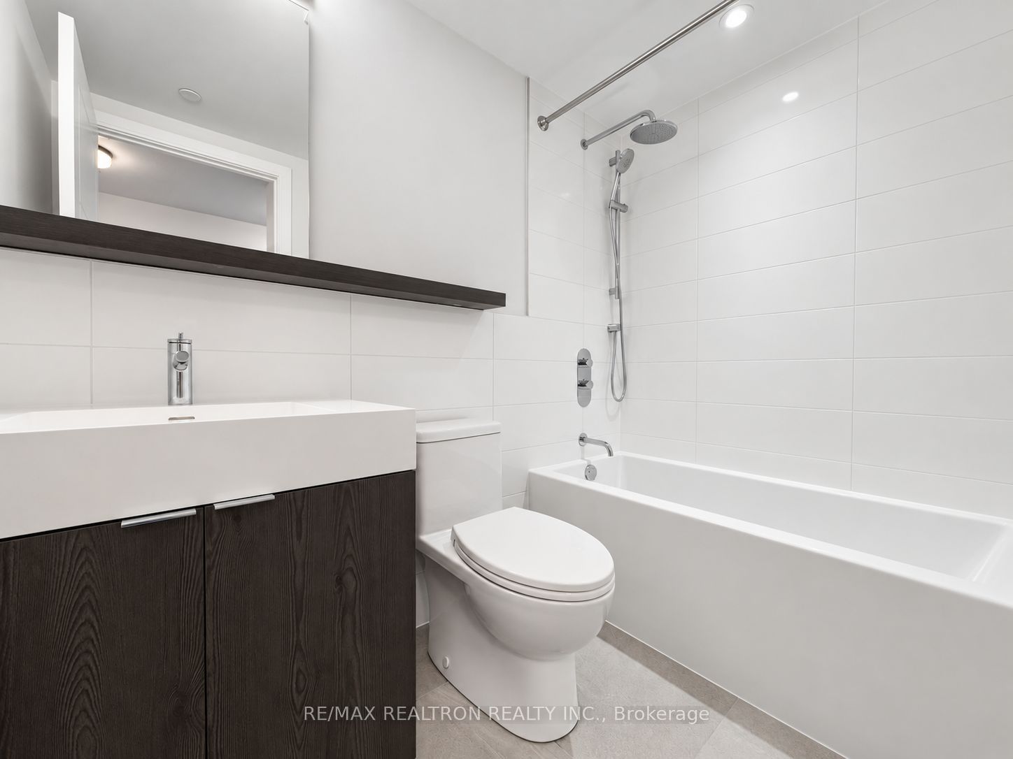 664 Spadina Avenue 505 Property Photo 16