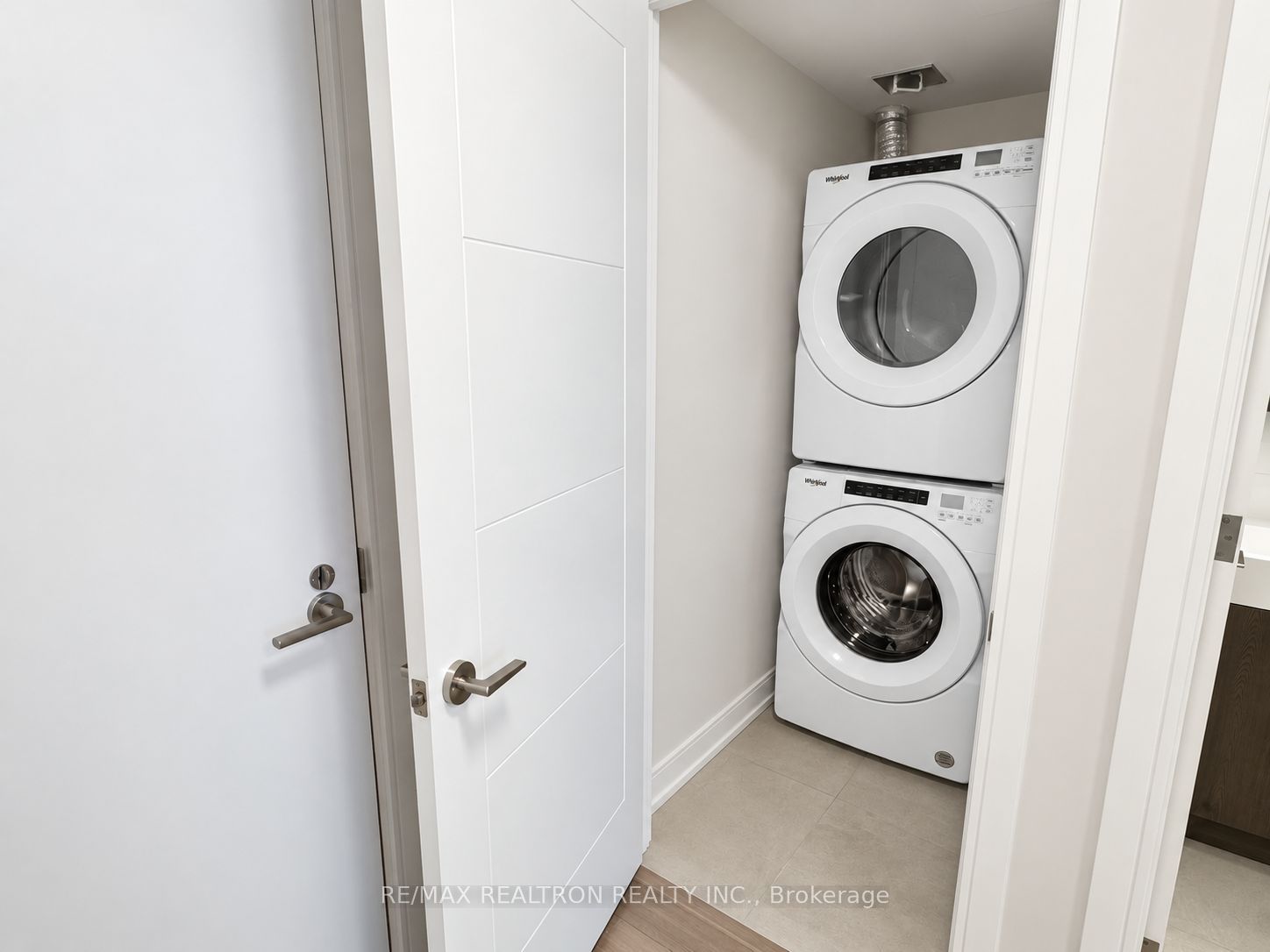 664 Spadina Avenue 505 Property Photo 17