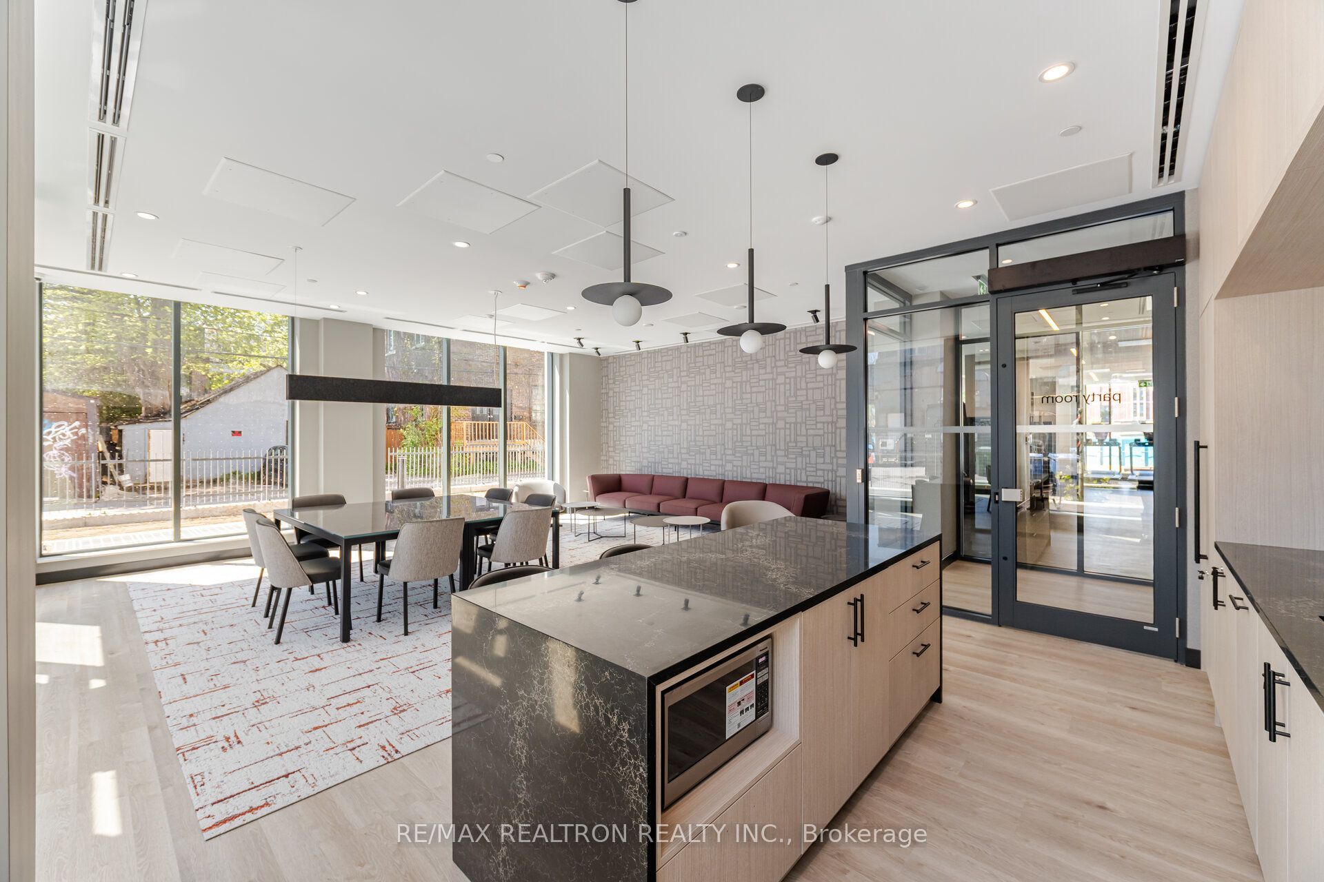 664 Spadina Avenue 505 Property Photo 21