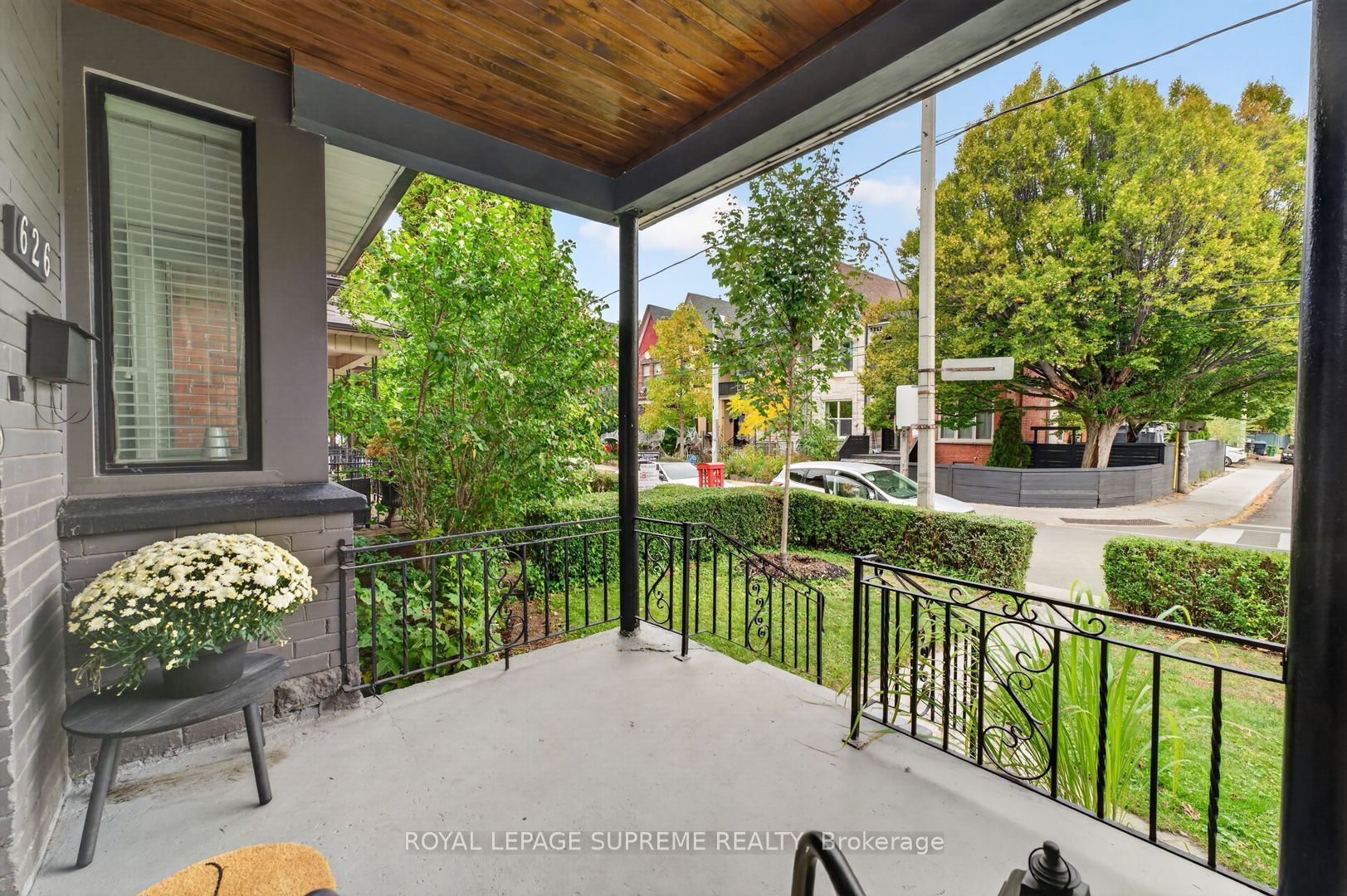626 Manning Avenue Property Photo 4