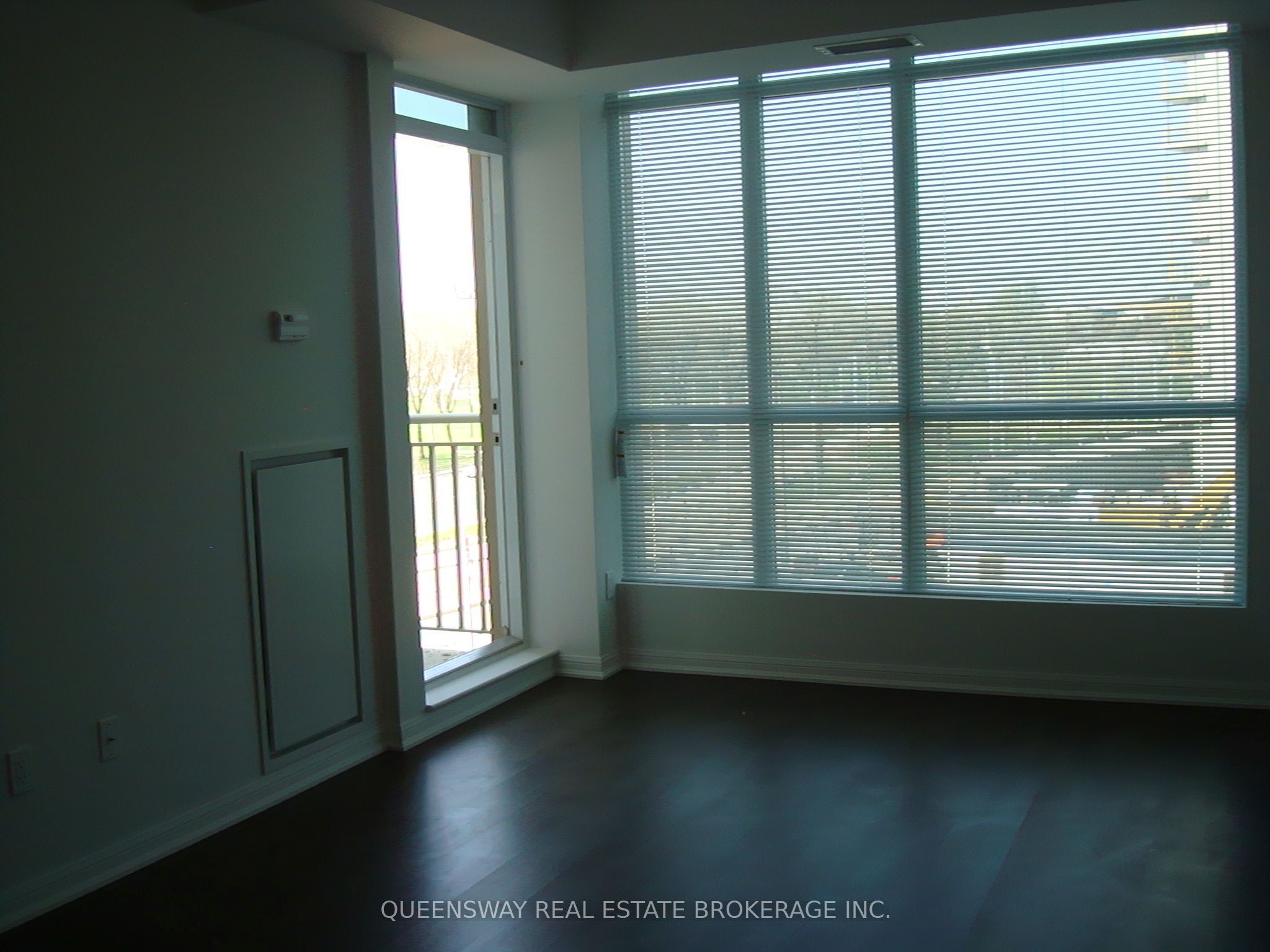 628 Fleet Street 401 Property Photo 6