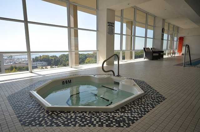 628 Fleet Street 401 Property Photo 11