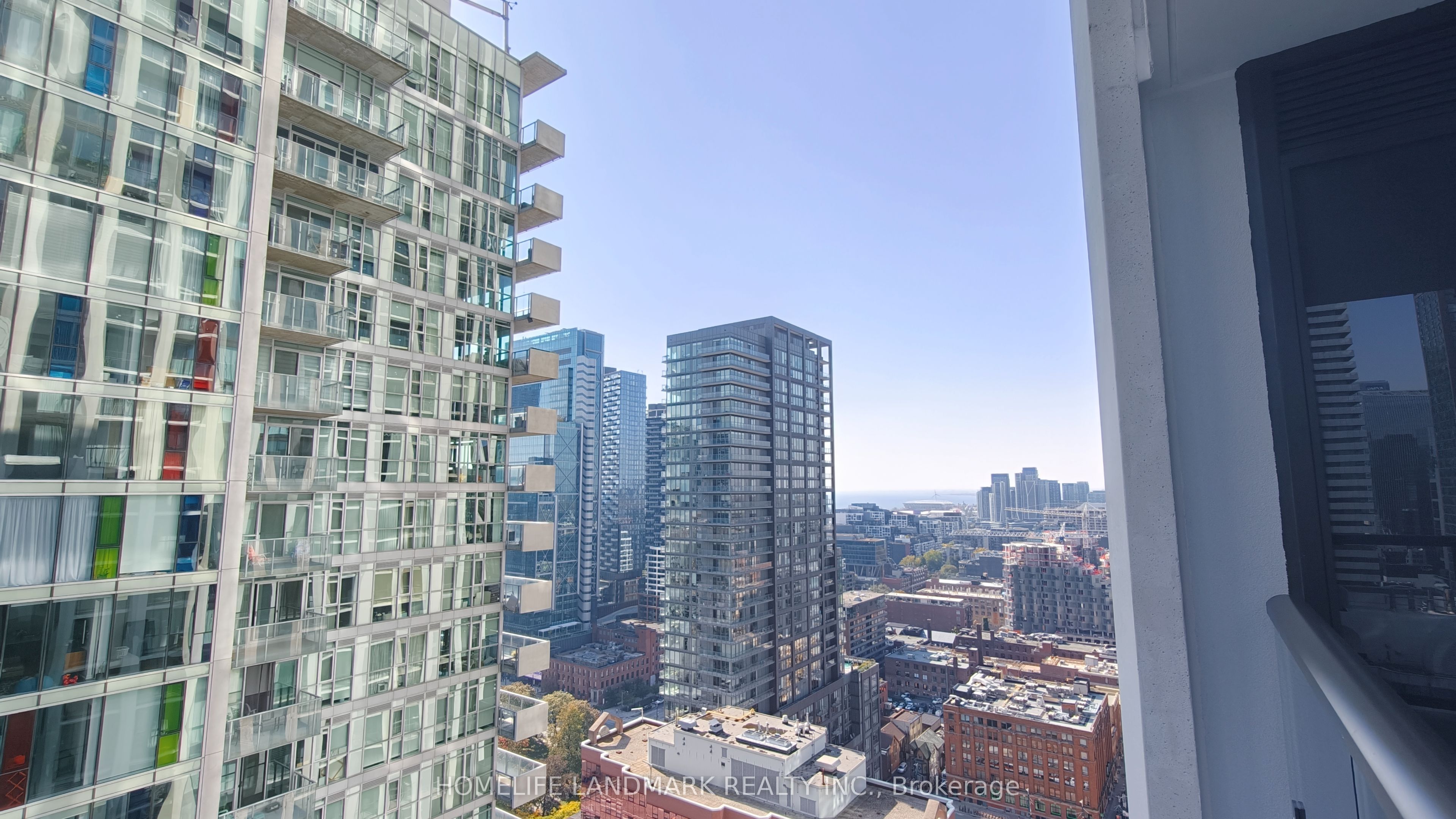 400 King Street W 2908 Property Photo 15