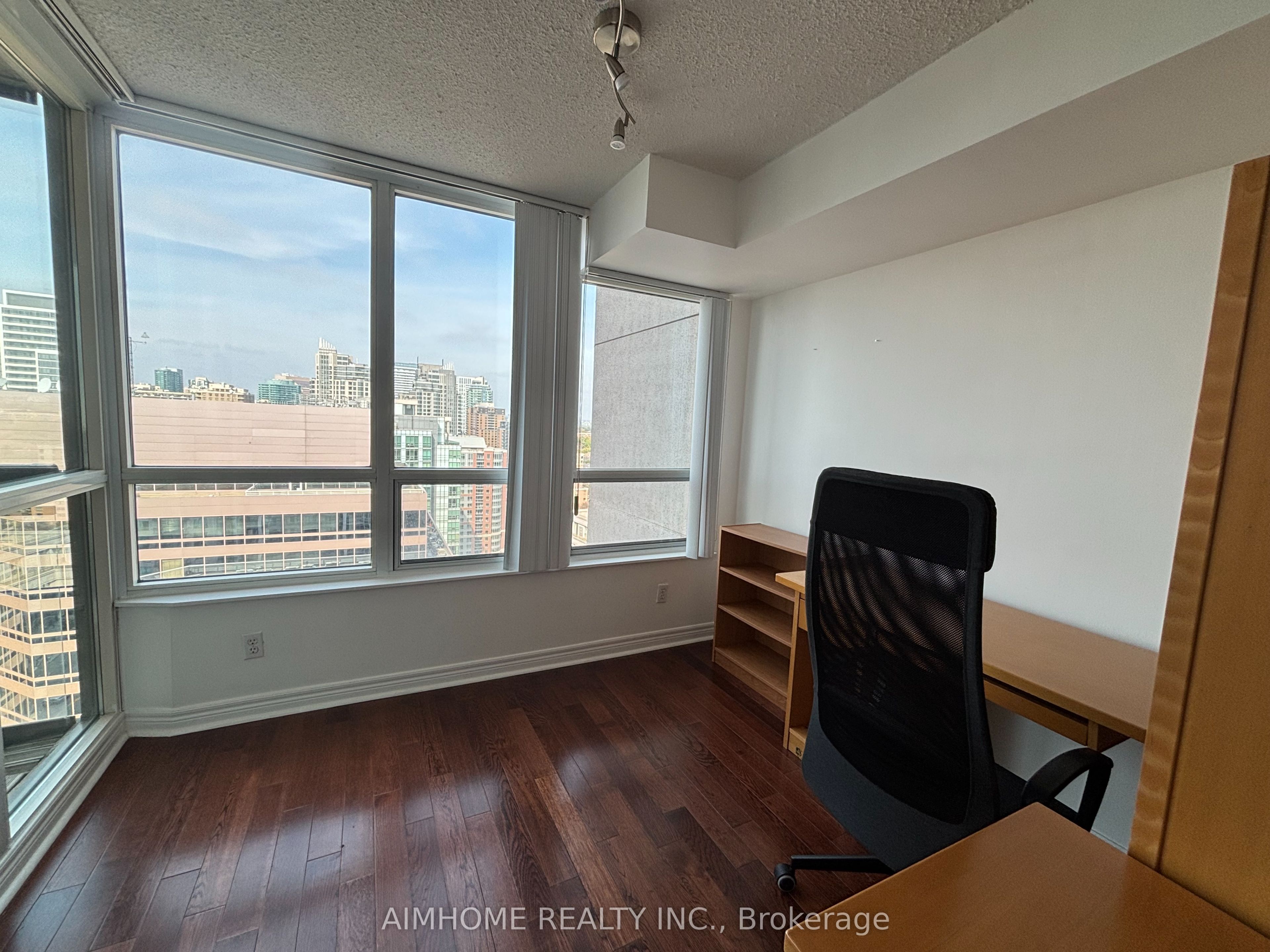 18 Parkview Avenue 2702 Property Photo 13