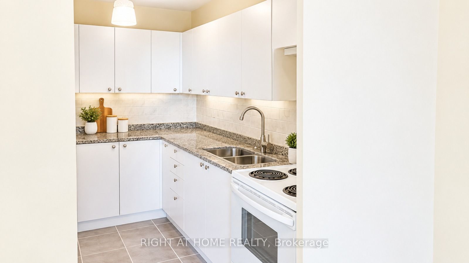 177 Linus Road 701 Property Photo 12