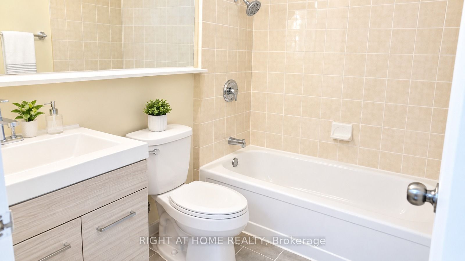 177 Linus Road 701 Property Photo 15