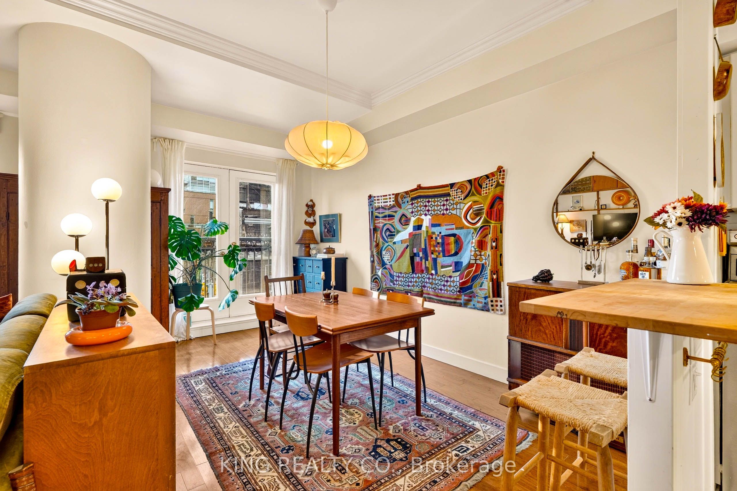 120 Lombard Street 301 Property Photo 6