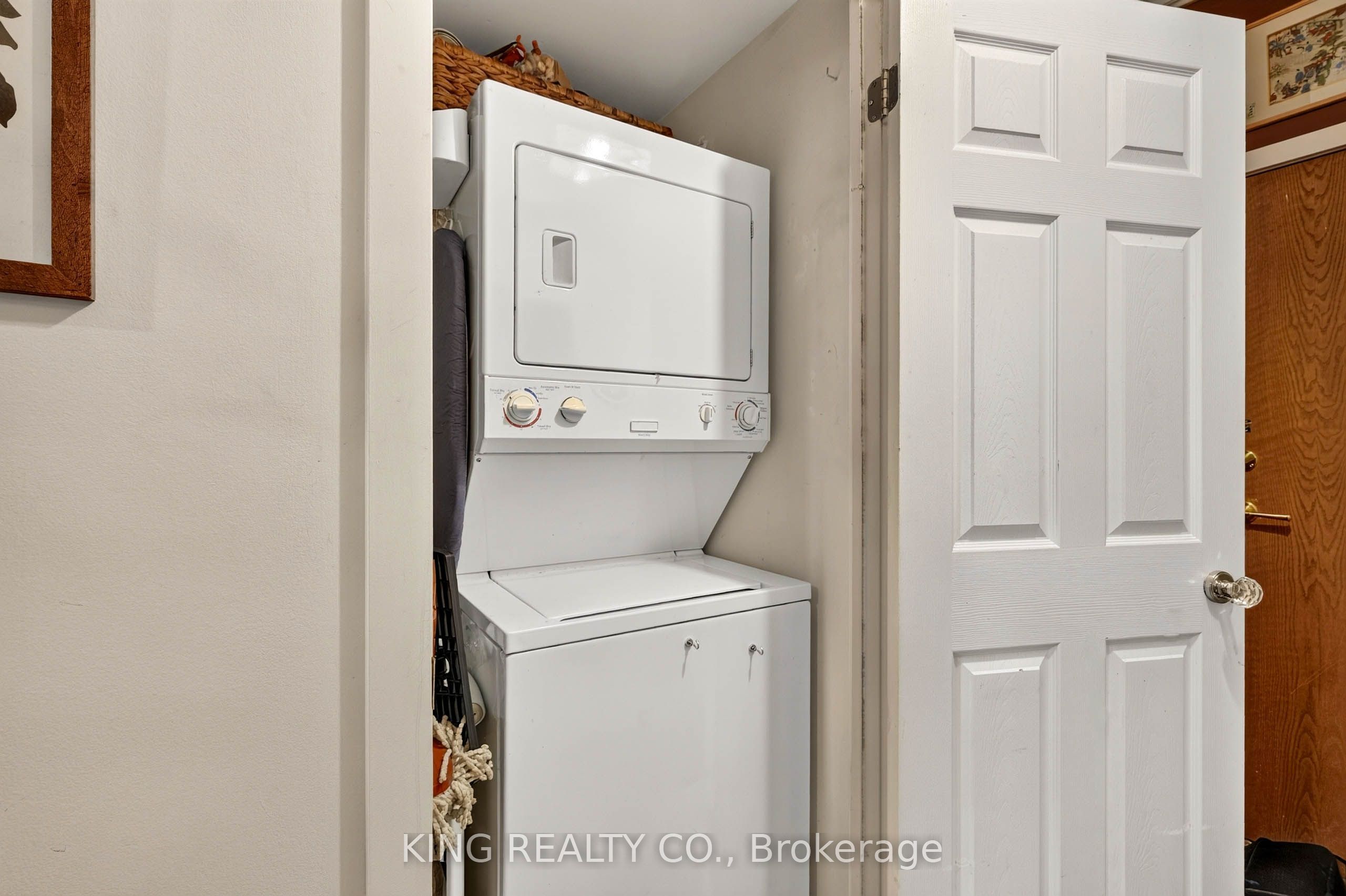 120 Lombard Street 301 Property Photo 15