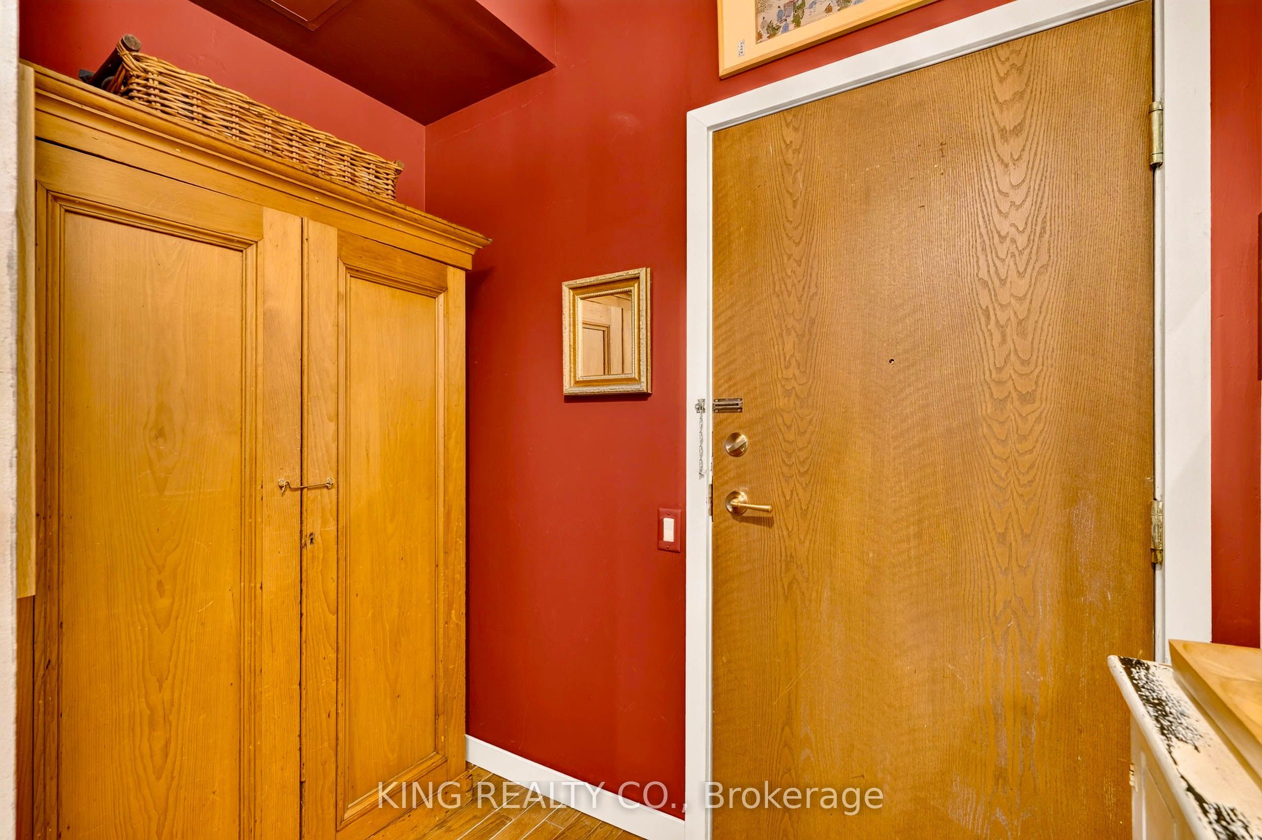 120 Lombard Street 301 Property Photo 16