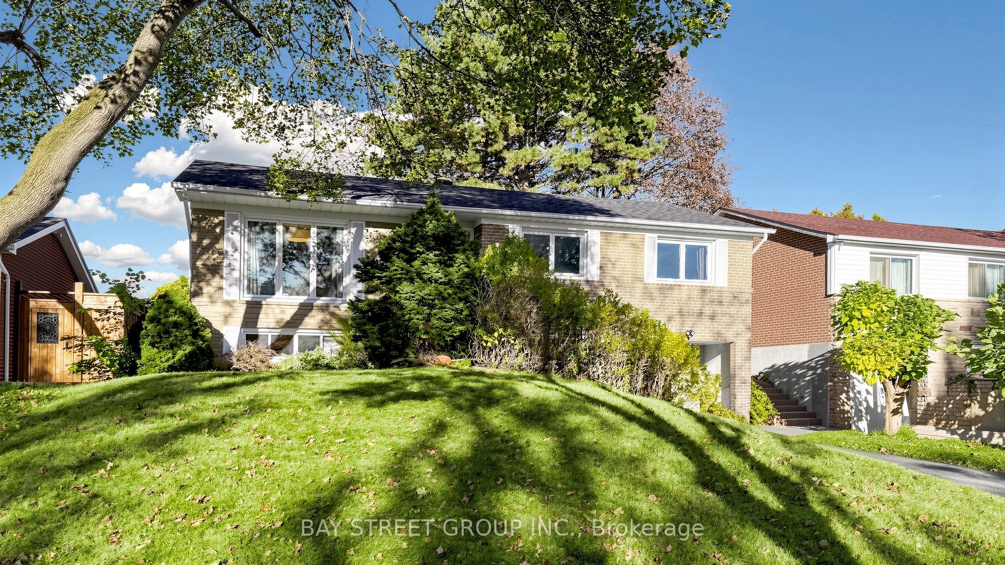104 Mcnicoll Avenue Property Photo 3