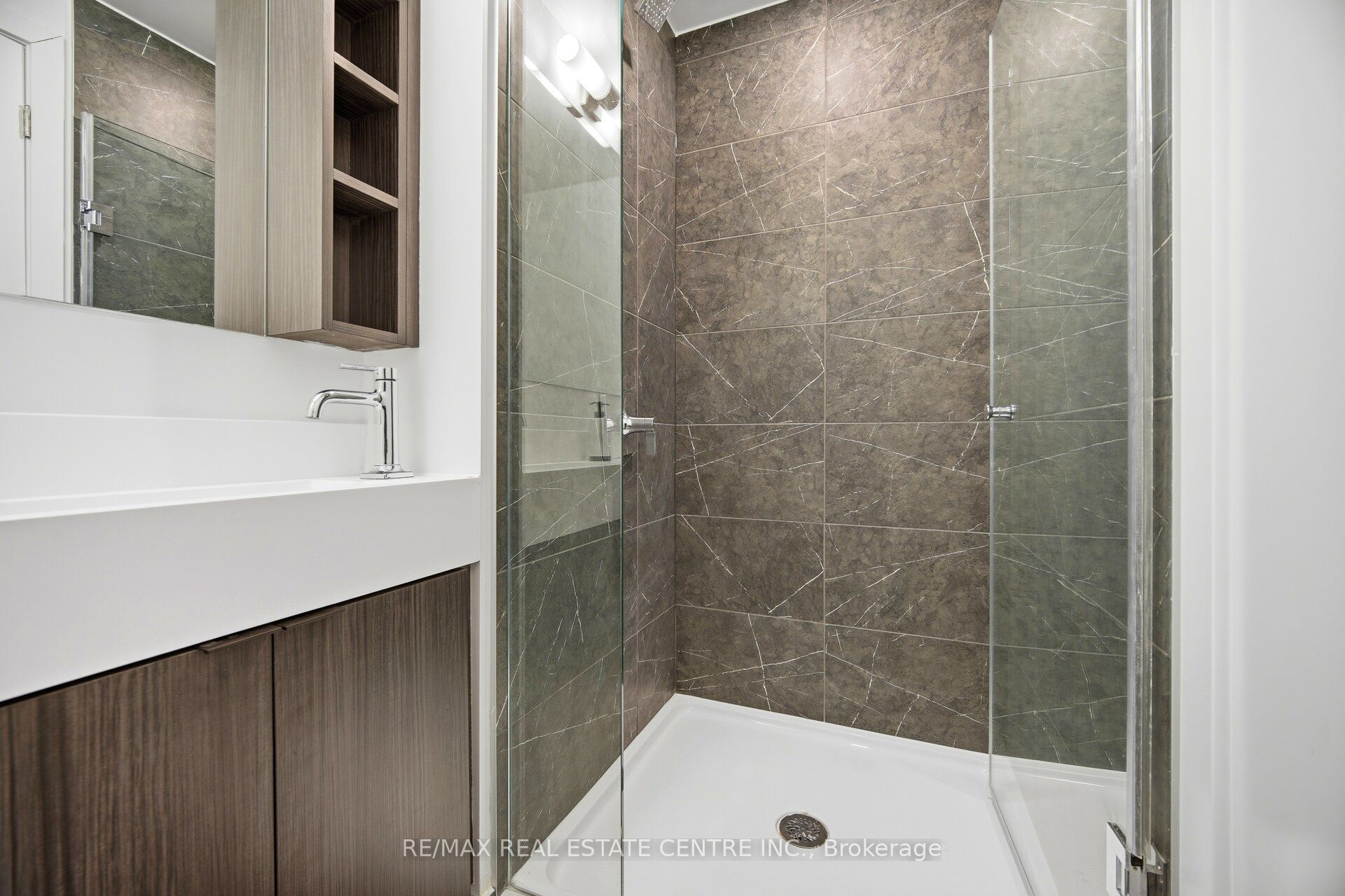 252 Church Street 2715 Property Photo 22