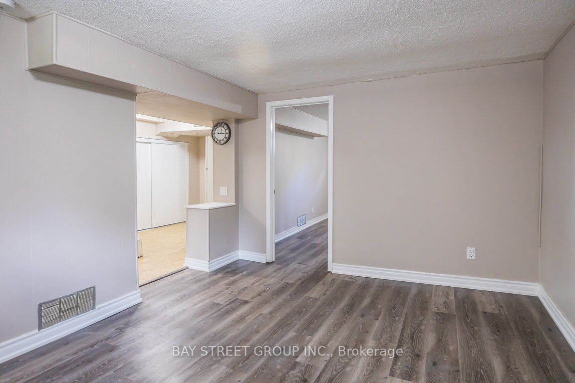 C14029988 Property Photo 7