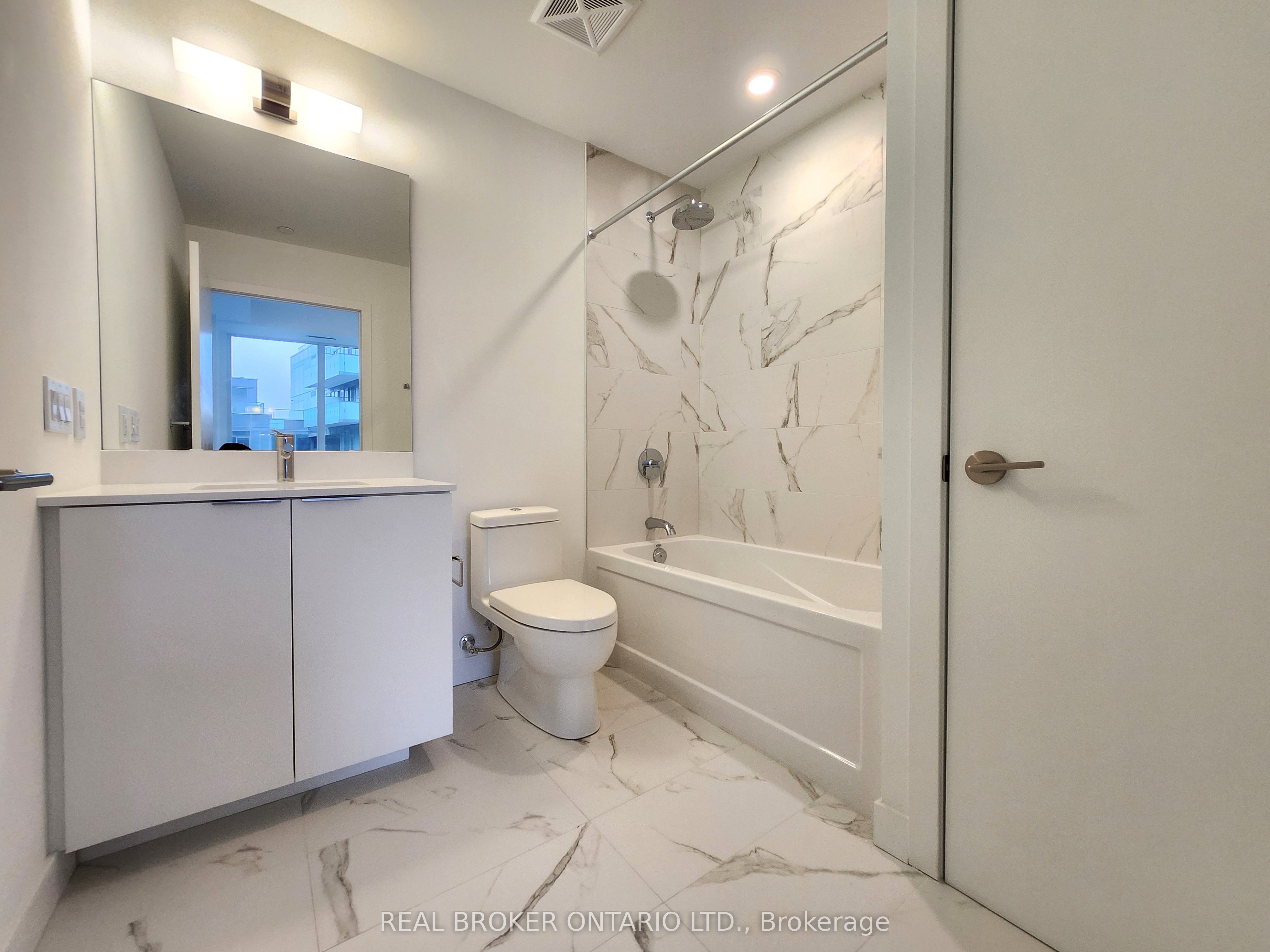 7 Golden Lion Heights N625 Property Photo 9
