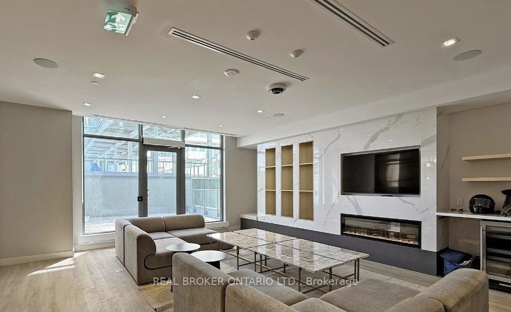 7 Golden Lion Heights N625 Property Photo 23