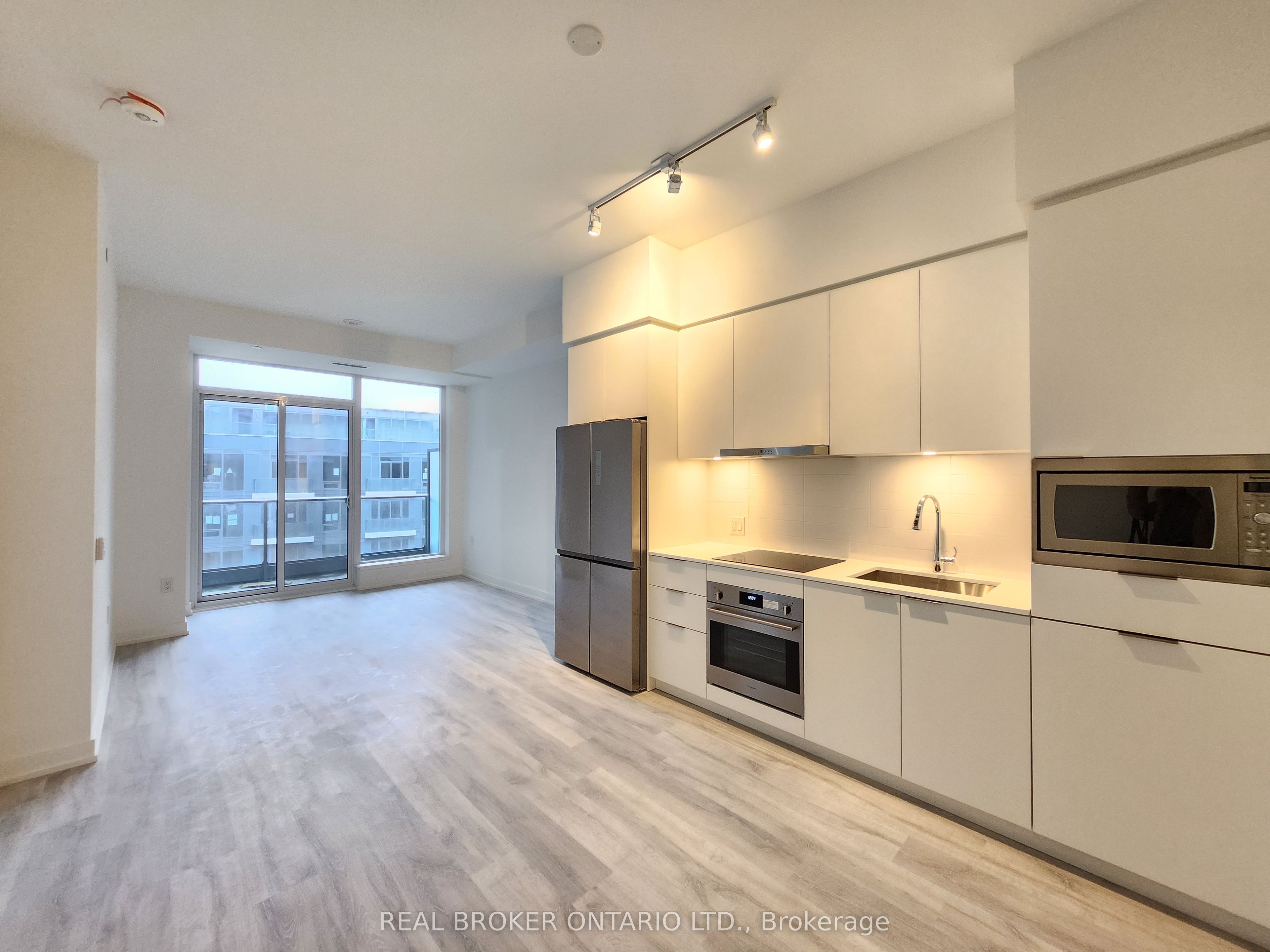 7 Golden Lion Heights N625 Property Photo 1