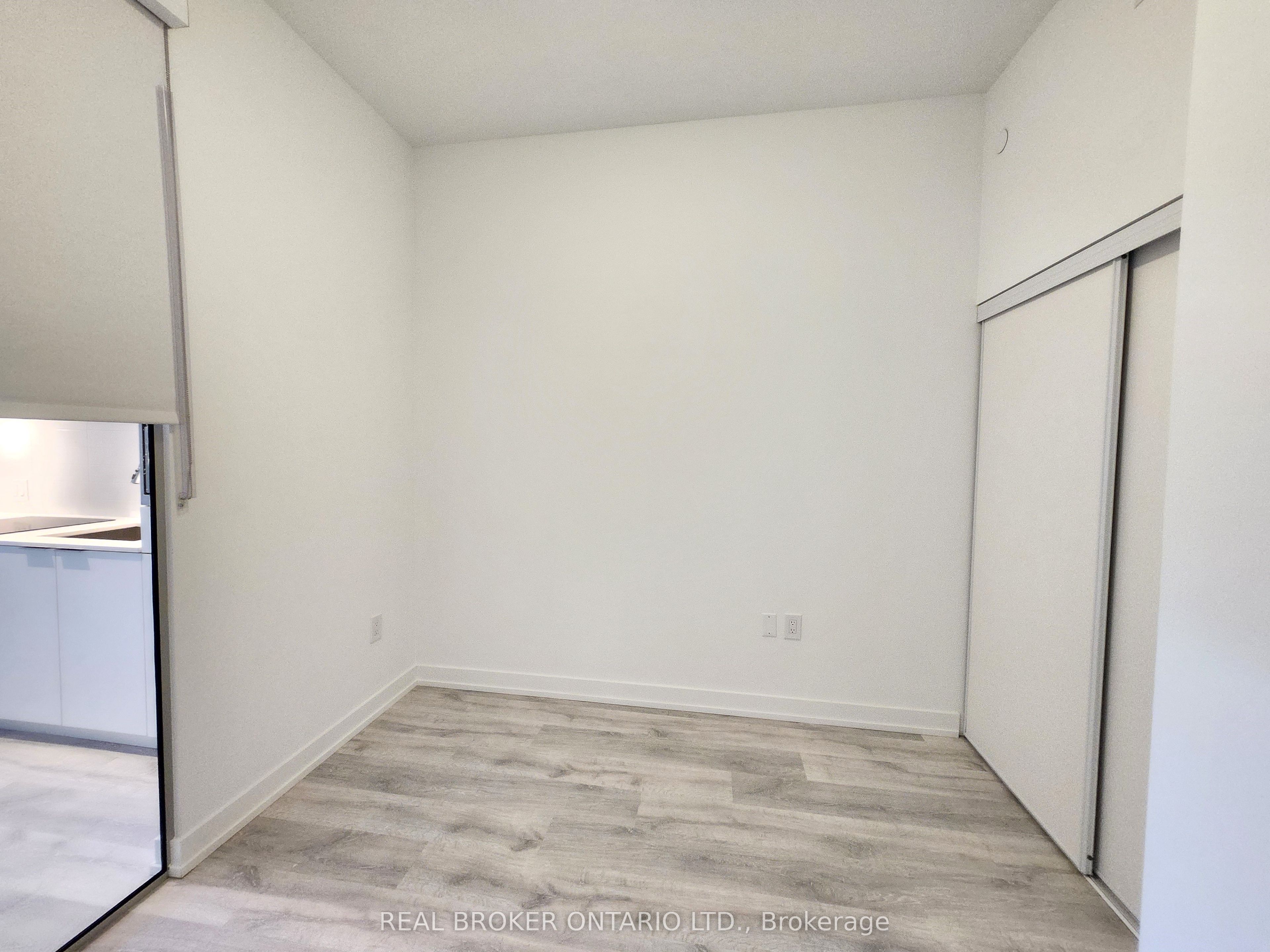 7 Golden Lion Heights N625 Property Photo 11
