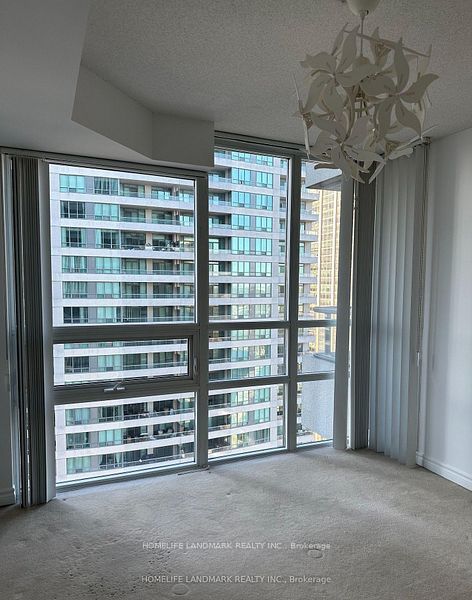 35 Hollywood Avenue Property Photo 4