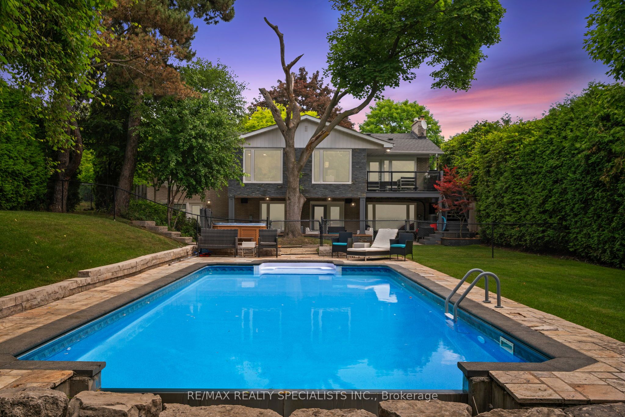 42 Heathview Avenue Property Photo 4