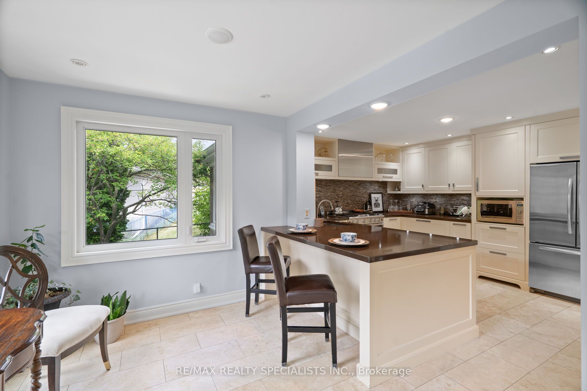 42 Heathview Avenue Property Photo 14