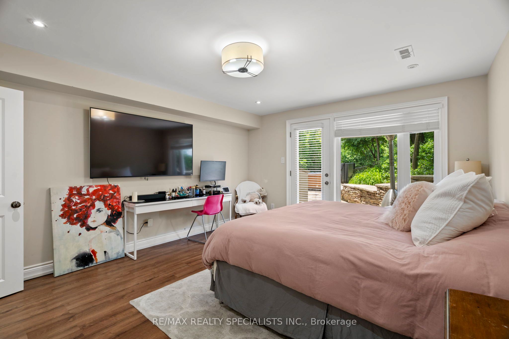 42 Heathview Avenue Property Photo 29