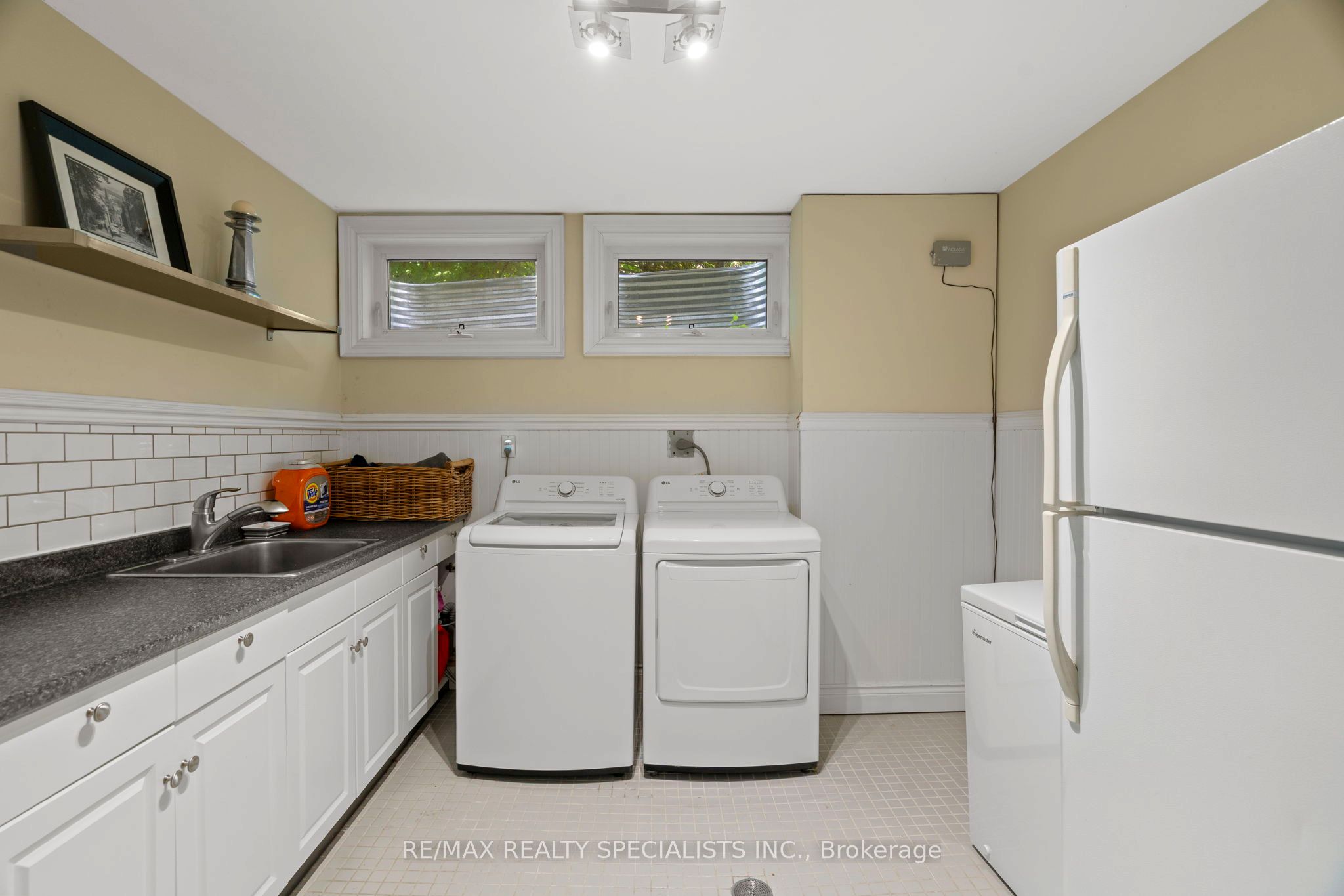 42 Heathview Avenue Property Photo 30