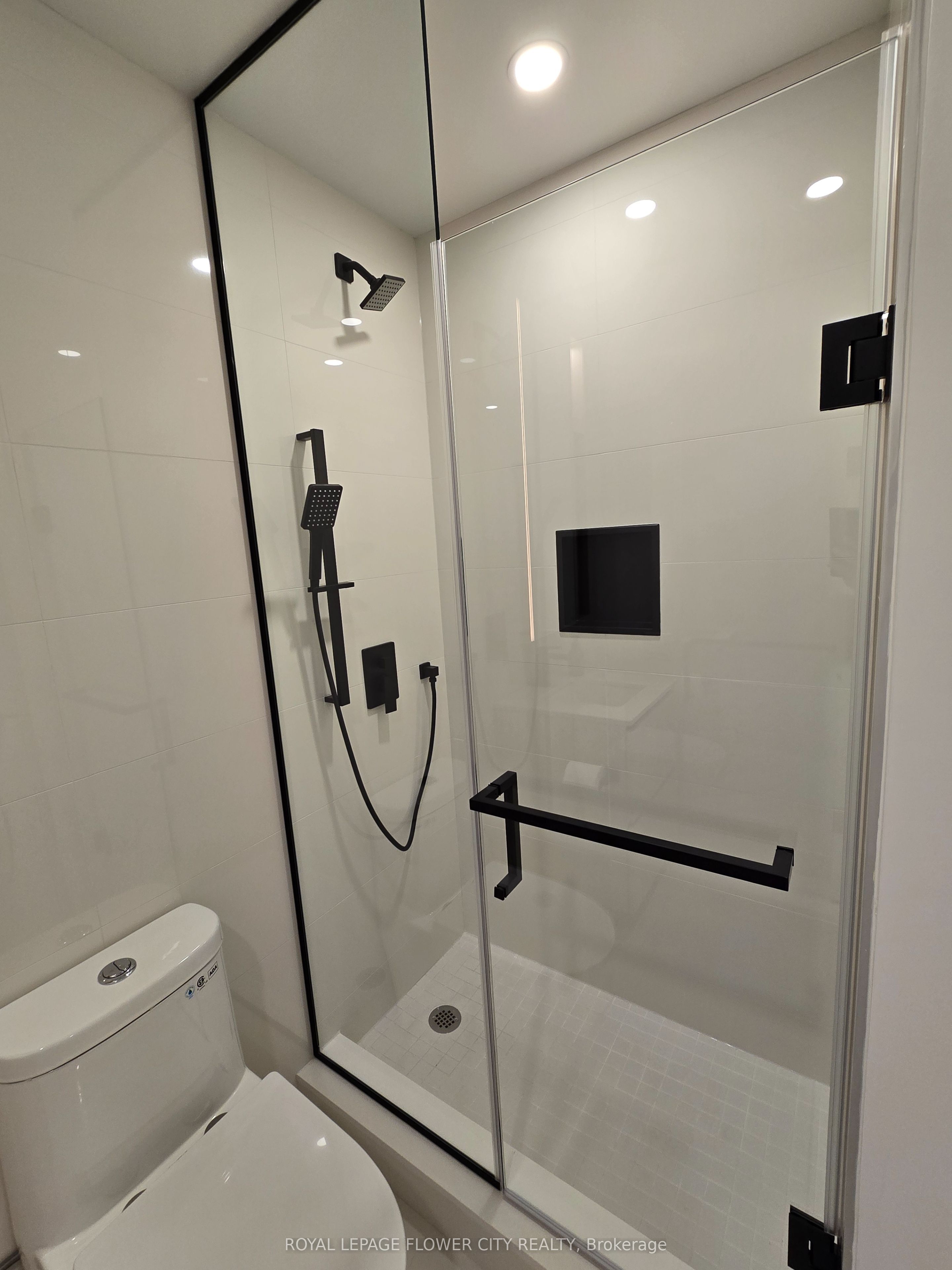 699 Sheppard Avenue 509 Property Photo 14