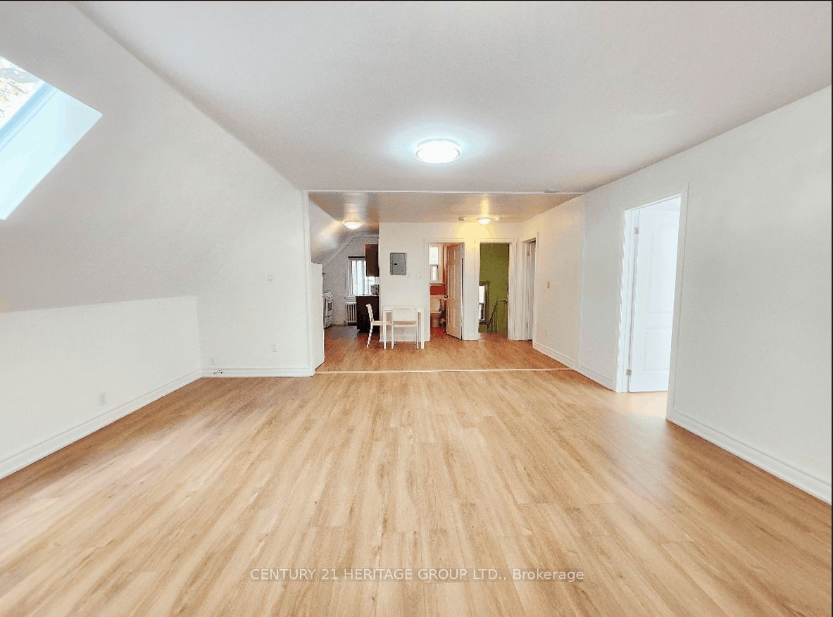 1356 Avenue Road 3 Property Photo 1