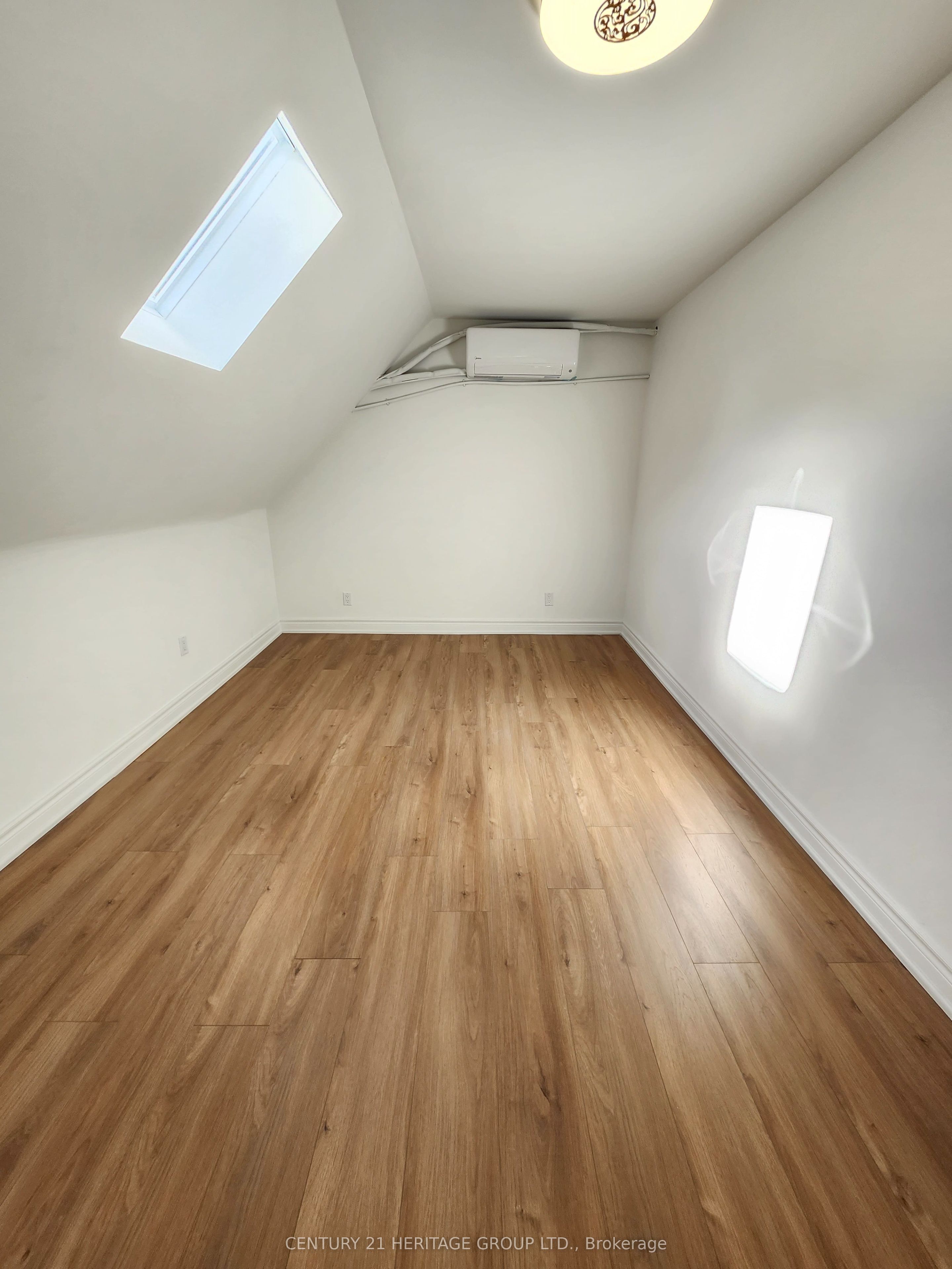 1356 Avenue Road 3 Property Photo 2