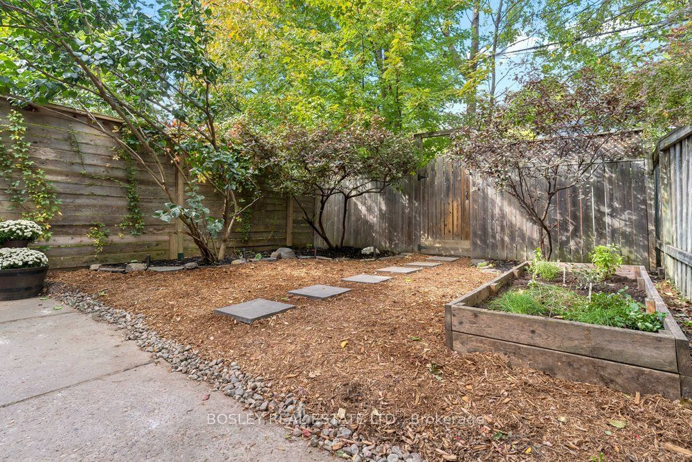 206 Ashworth Avenue Property Photo 30