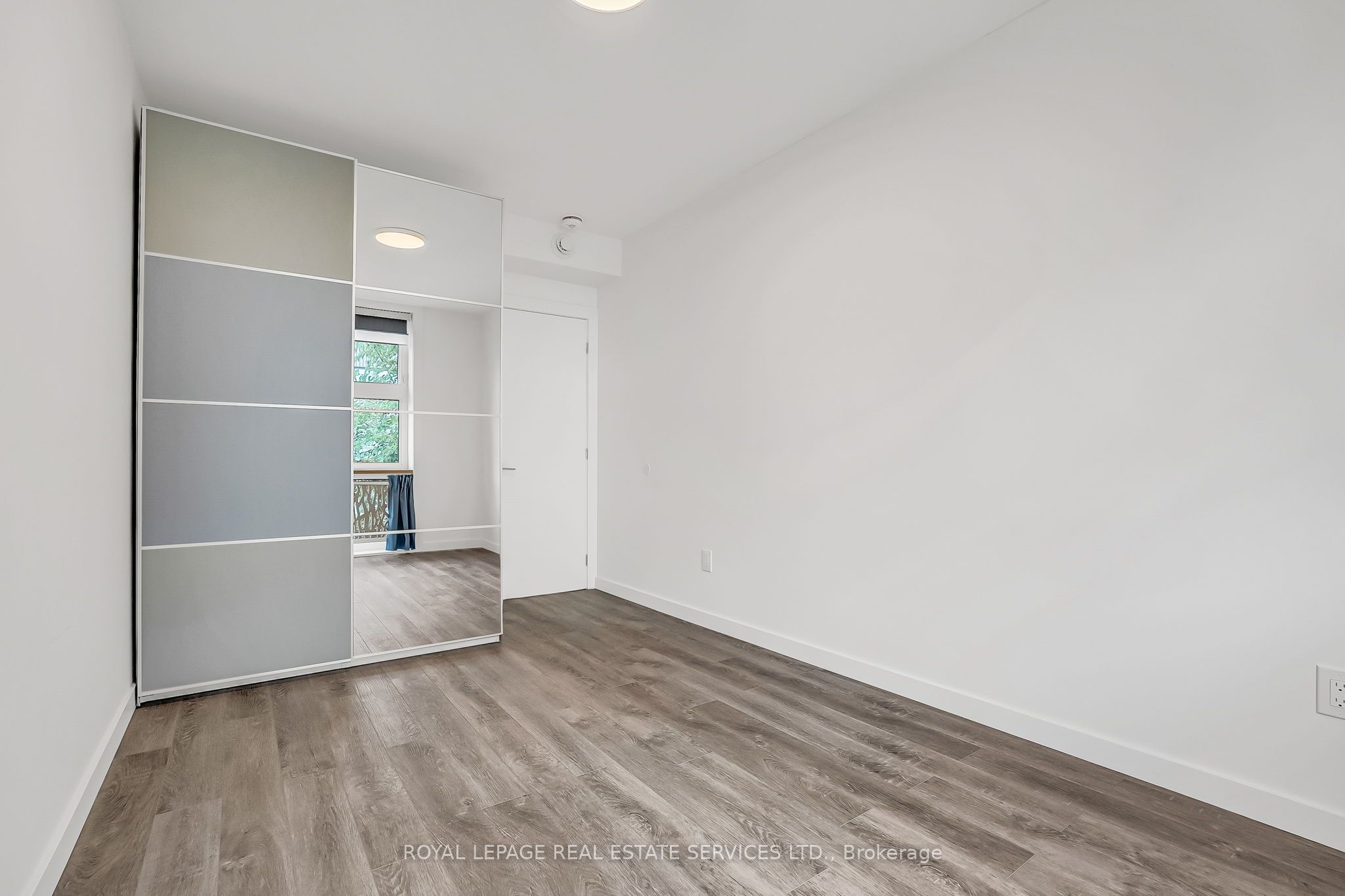 439 Winona Drive C Property Photo 35