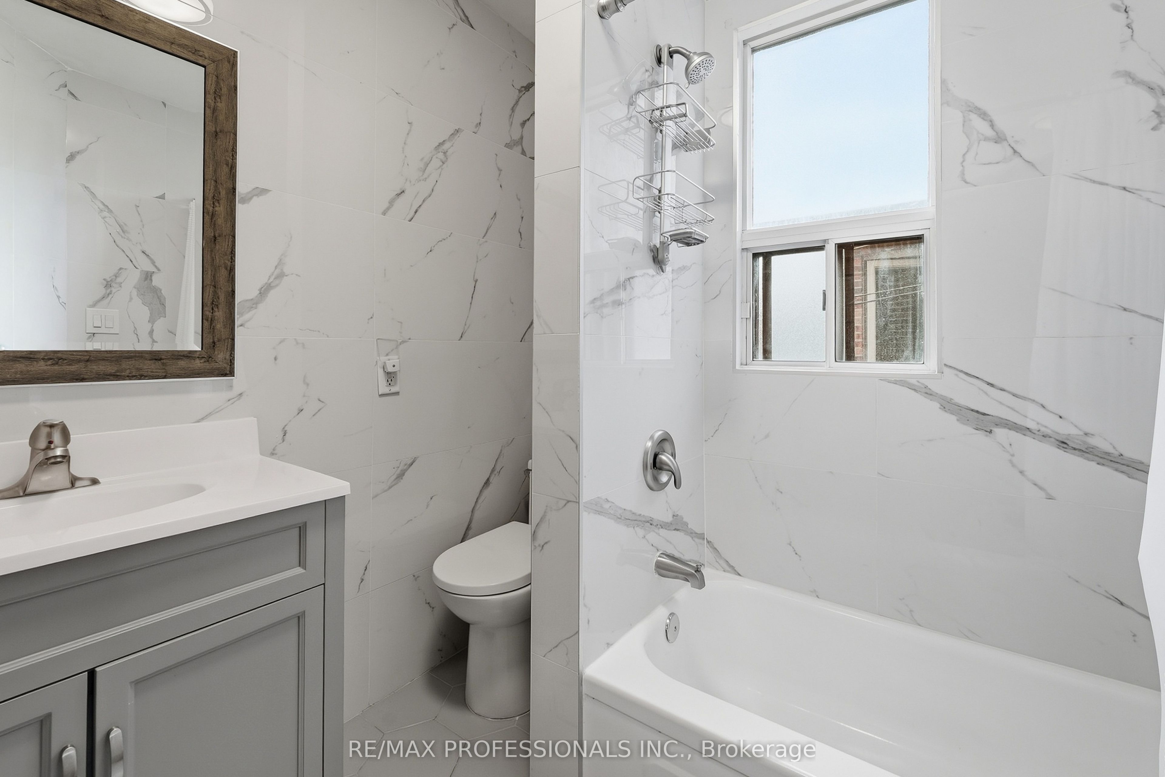 227 Montrose Avenue Property Photo 30