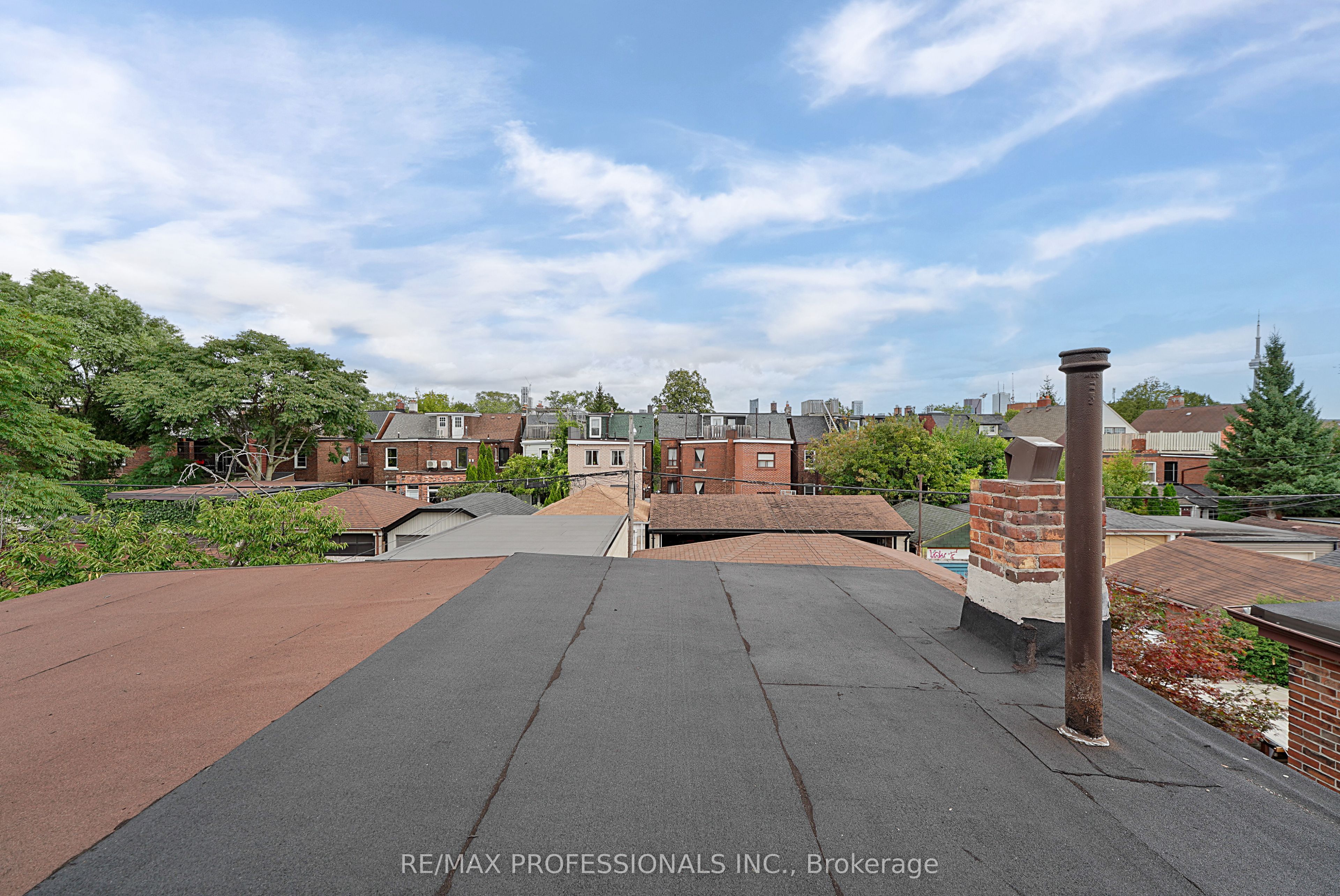227 Montrose Avenue Property Photo 37
