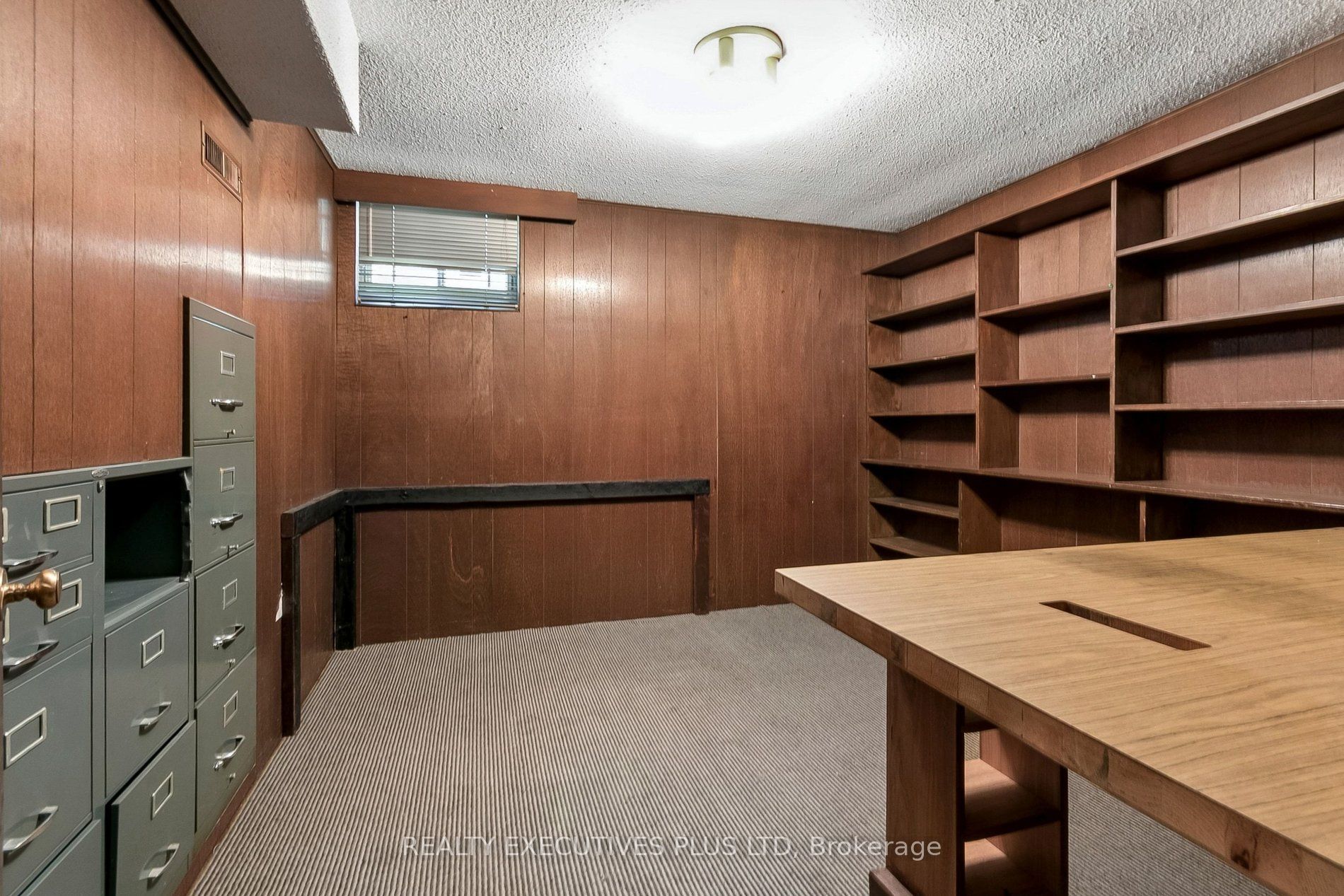12 Mandel Crescent Property Photo 29