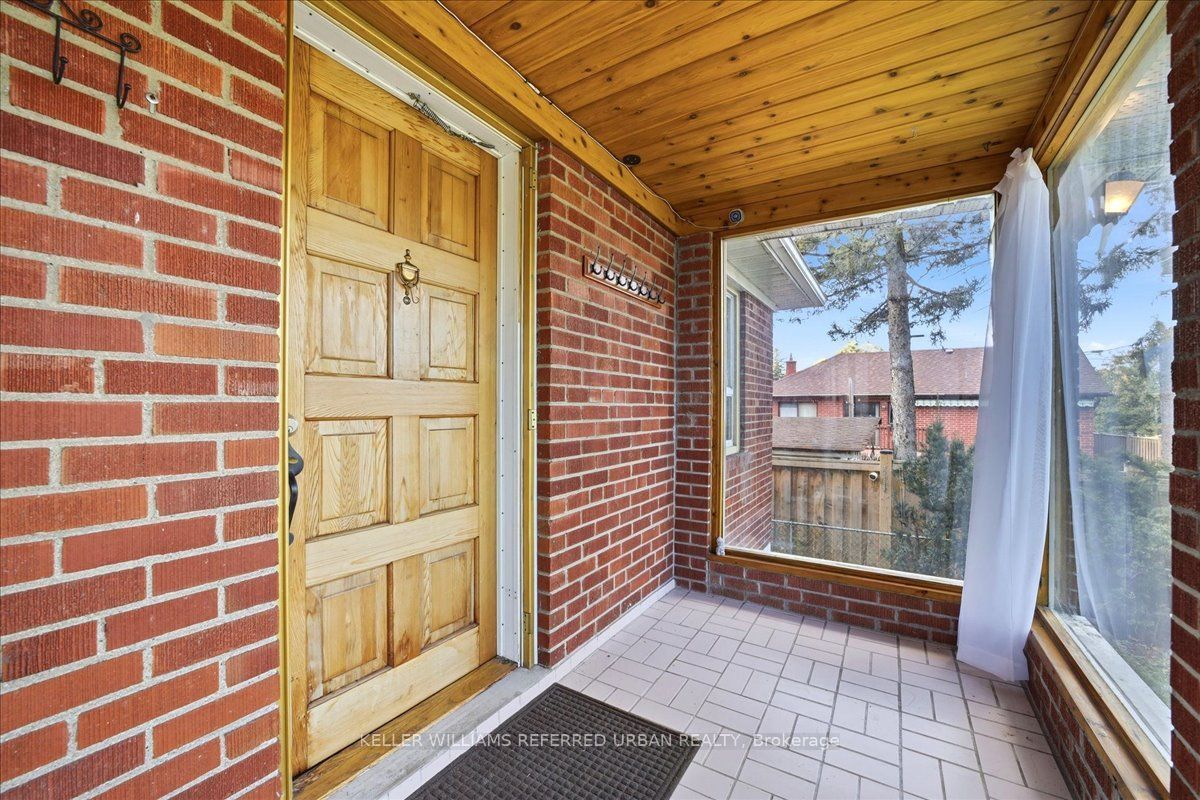241 Churchill Avenue Property Photo 3