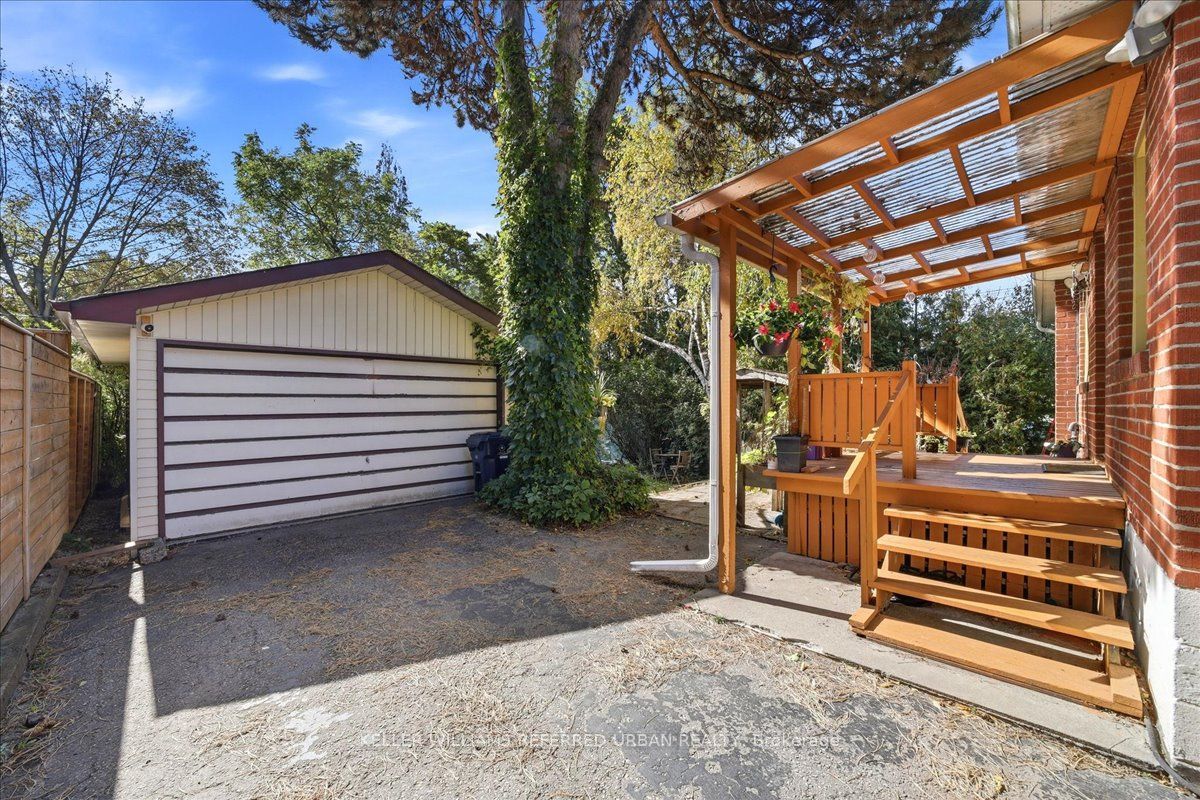 241 Churchill Avenue Property Photo 4